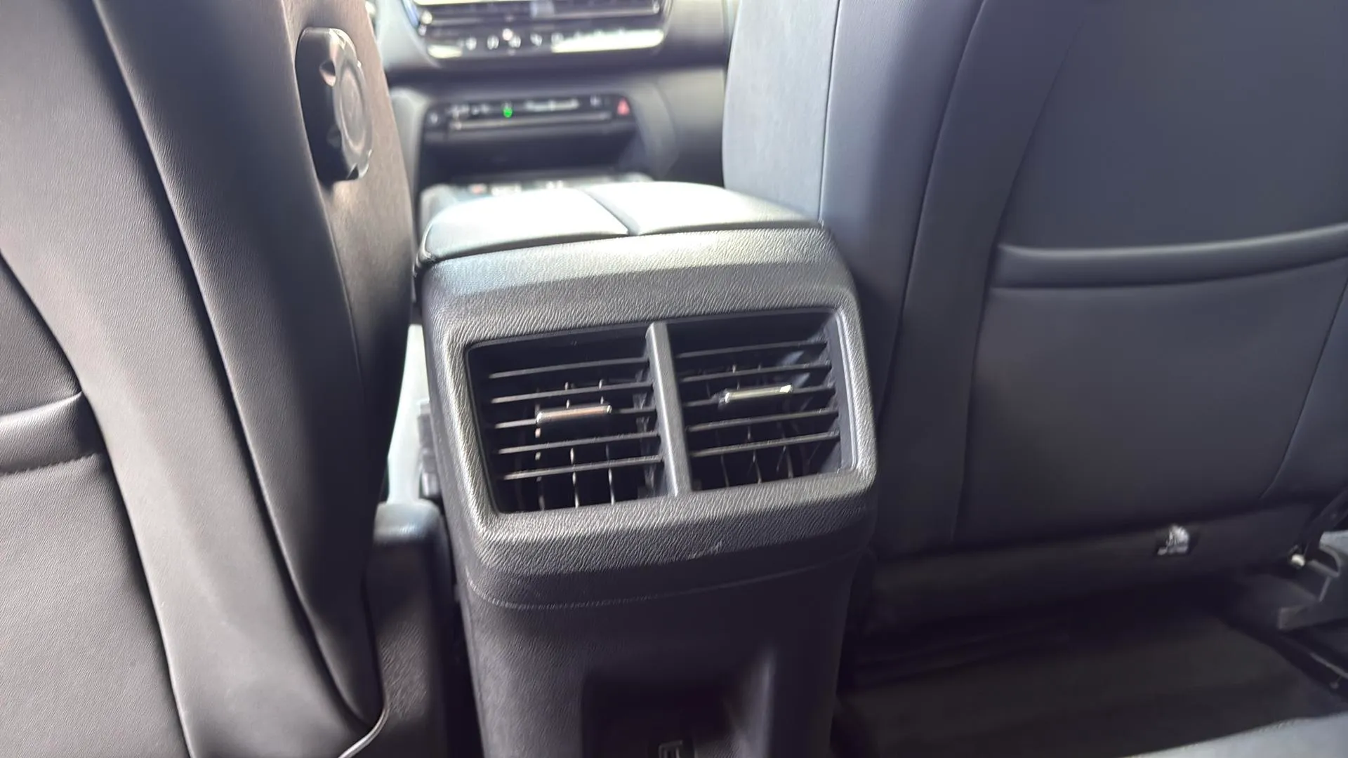 Citroën C5 Aircross 225 e-EAT8 Feel Pack - foto 27