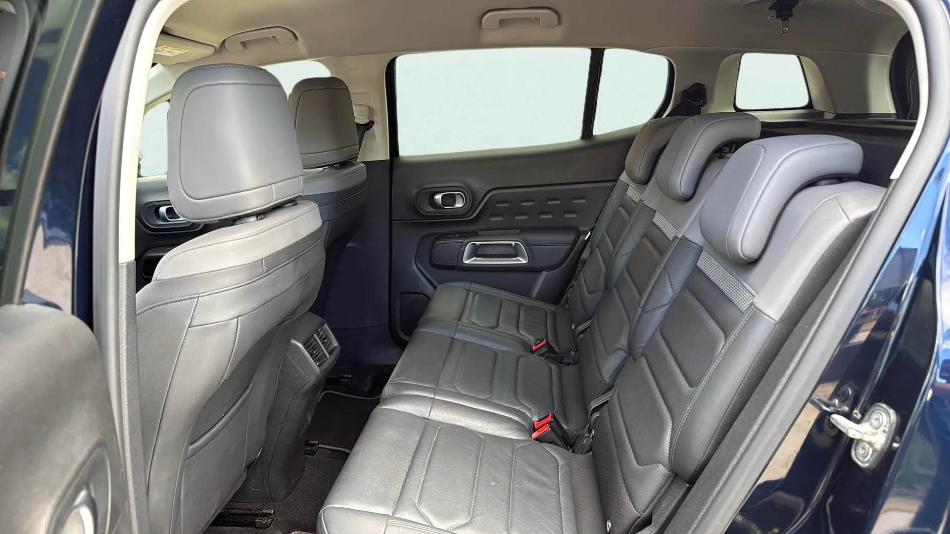 Citroën C5 Aircross 225 e-EAT8 Feel Pack - foto 28