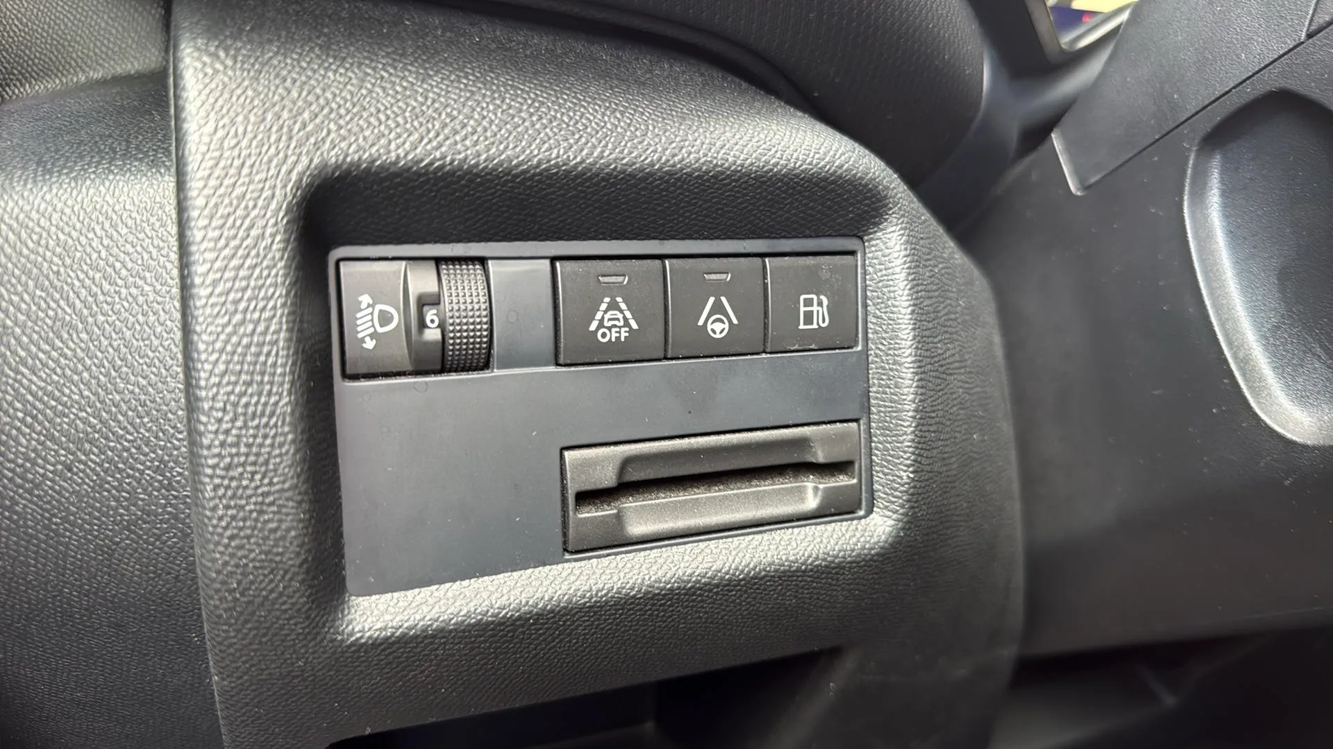Citroën C5 Aircross 225 e-EAT8 Feel Pack - foto 17