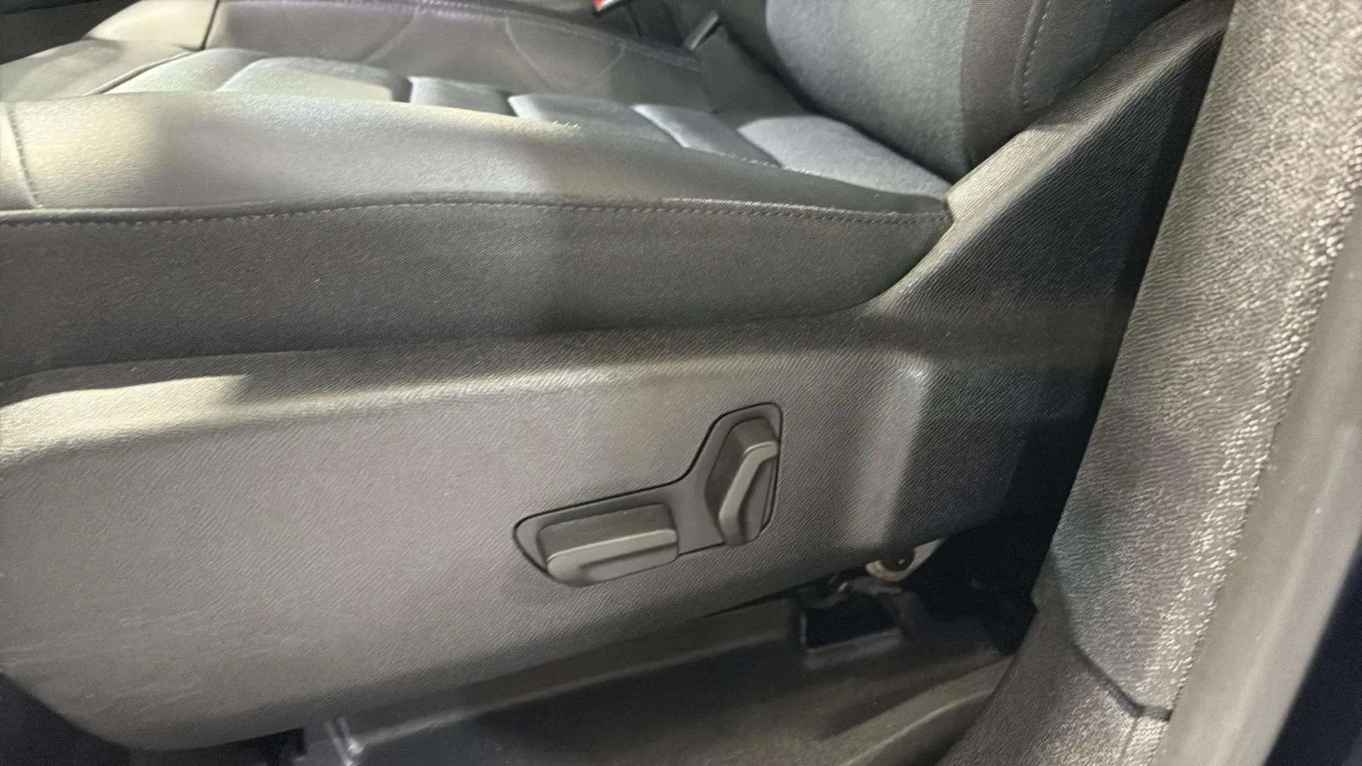 Citroën C5 Aircross 180 e-EAT8 Feel Pack - foto 20