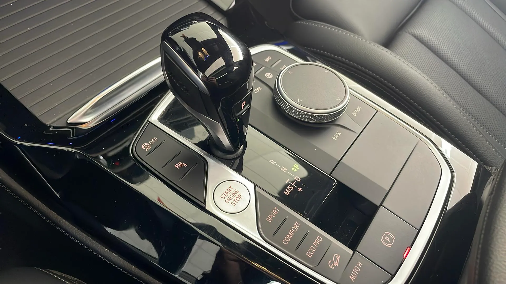 BMW X4 xDrive20d xLine - foto 18