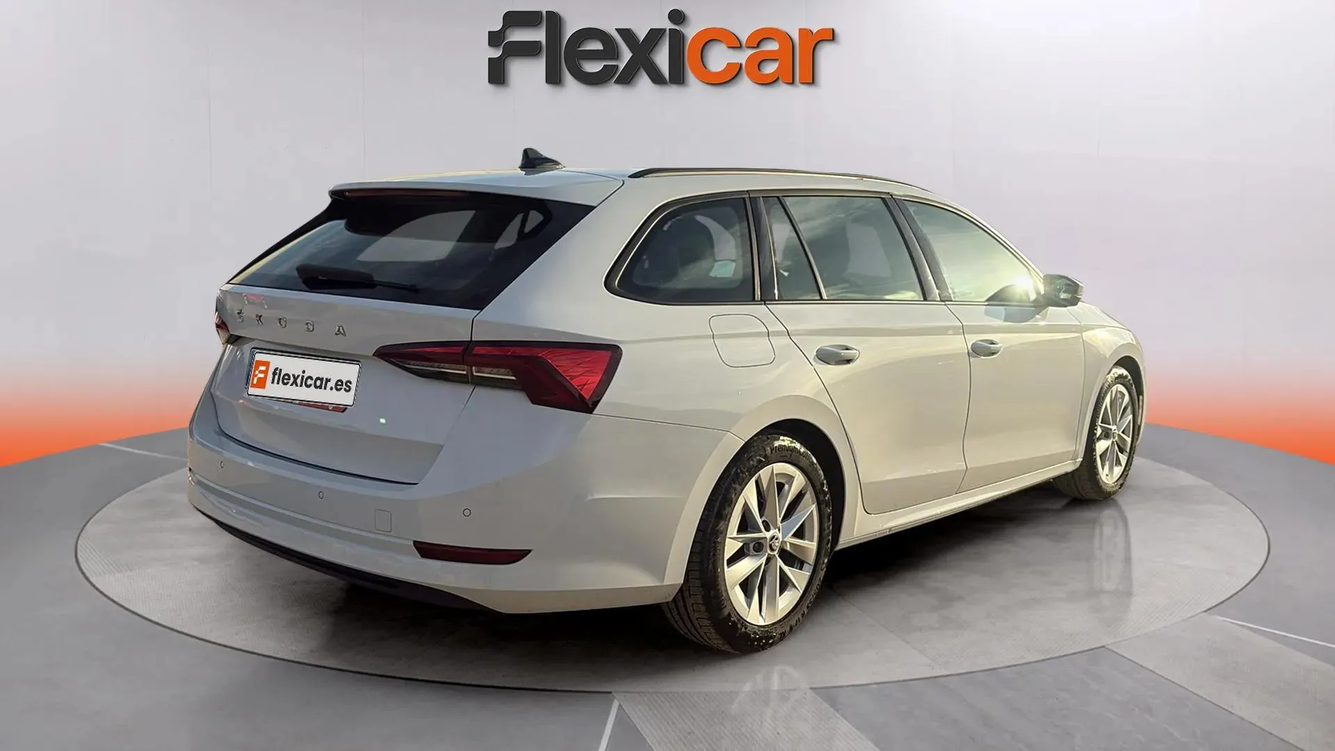 Škoda Octavia Combi 2.0 TDI DSG Ambition - foto 7