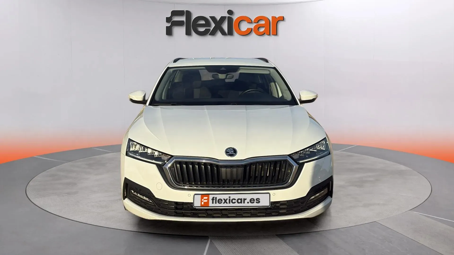 Škoda Octavia Combi 2.0 TDI DSG Ambition - foto 2