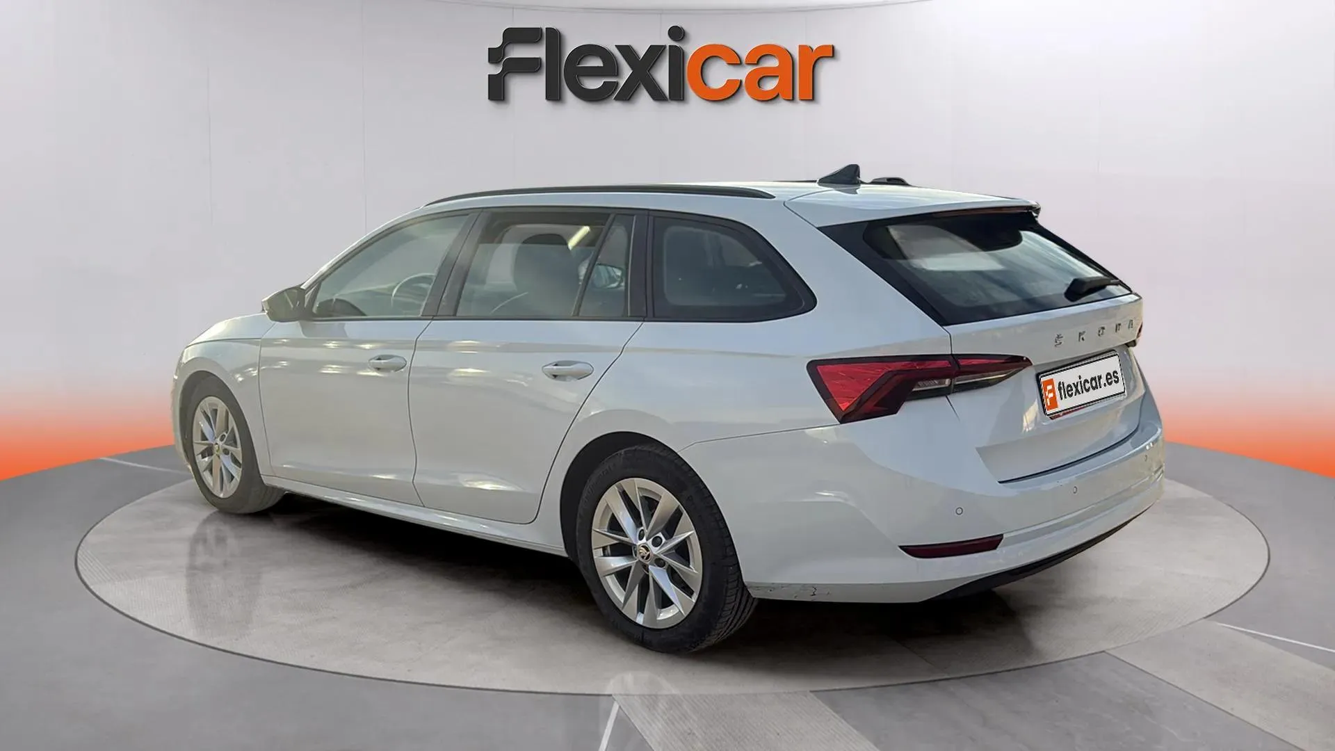 Škoda Octavia Combi 2.0 TDI DSG Ambition - foto 12