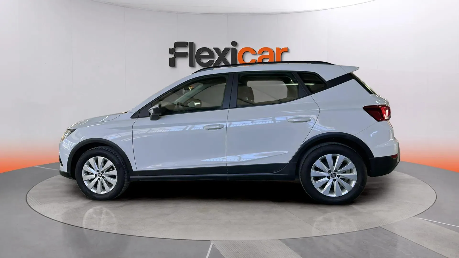 SEAT Arona 1.6 TDI Style Ecomotive - foto 5
