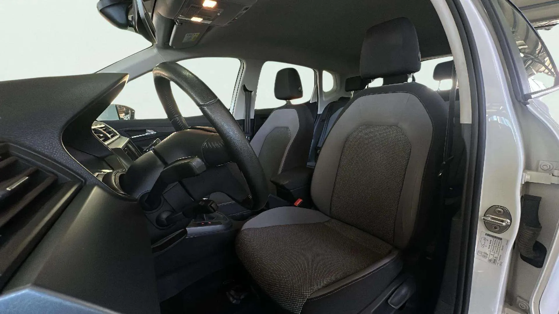 SEAT Arona 1.6 TDI Style Ecomotive - foto 8
