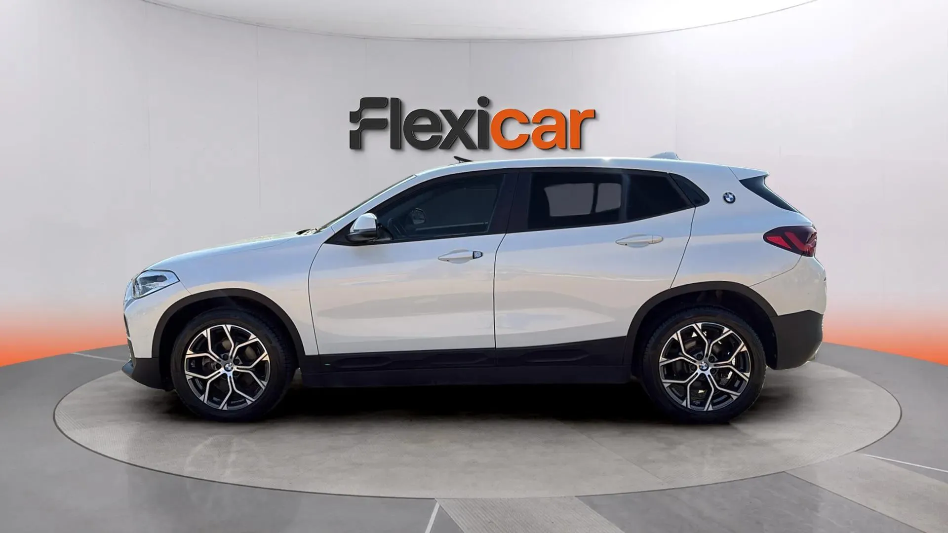 BMW X2 sDrive18i - foto 4