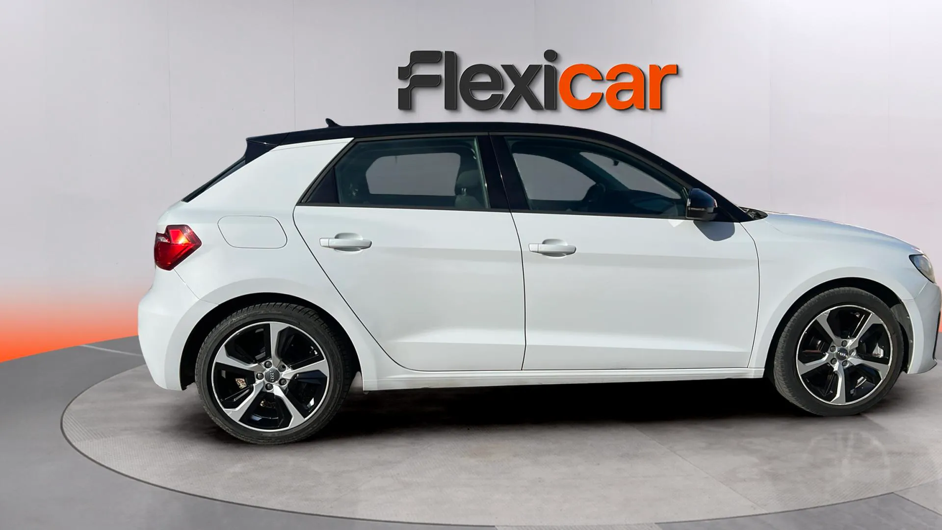 Audi A1 Sportback Advanced 25 TFSI - foto 2