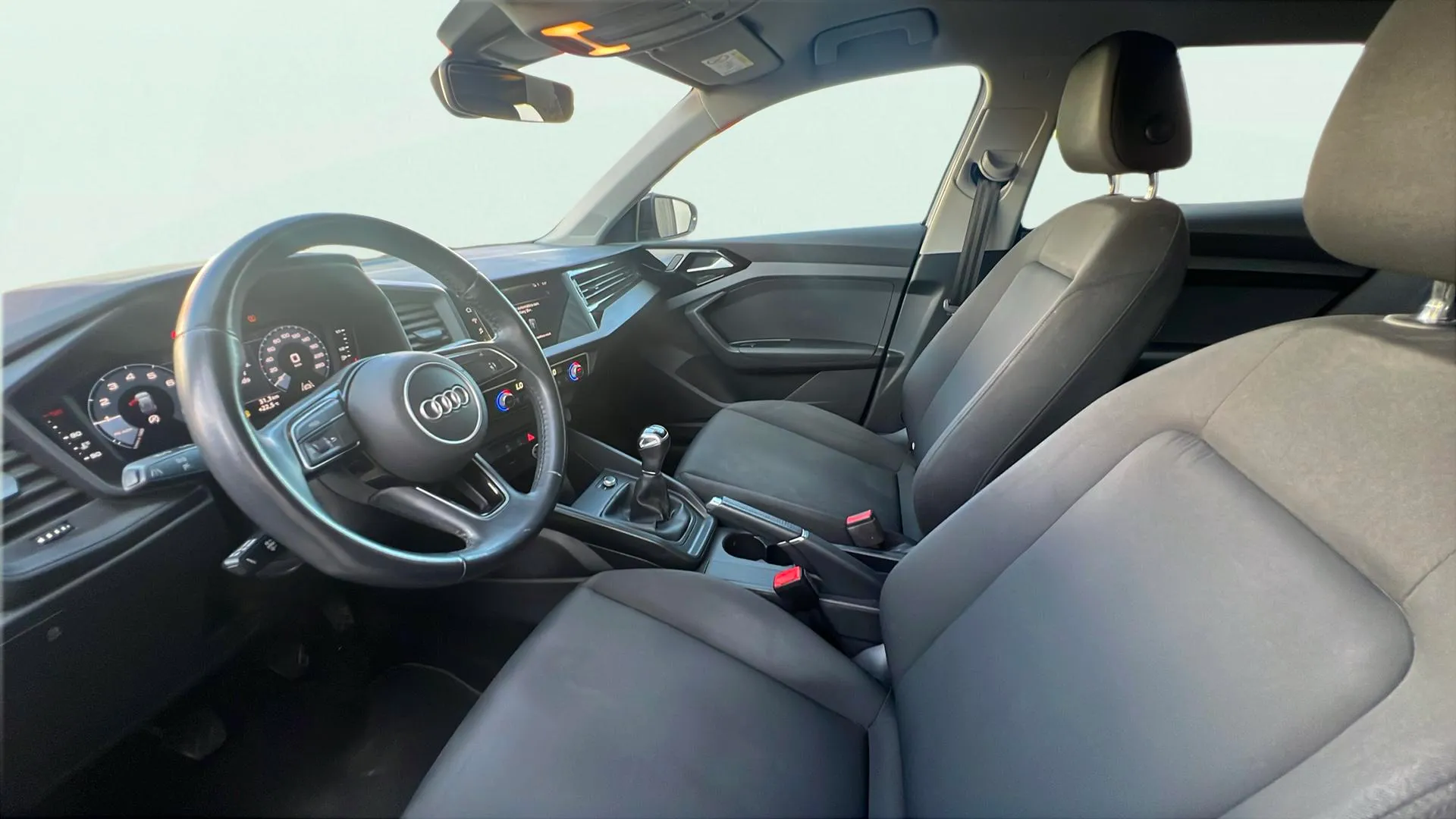 Audi A1 Sportback Advanced 25 TFSI - foto 9
