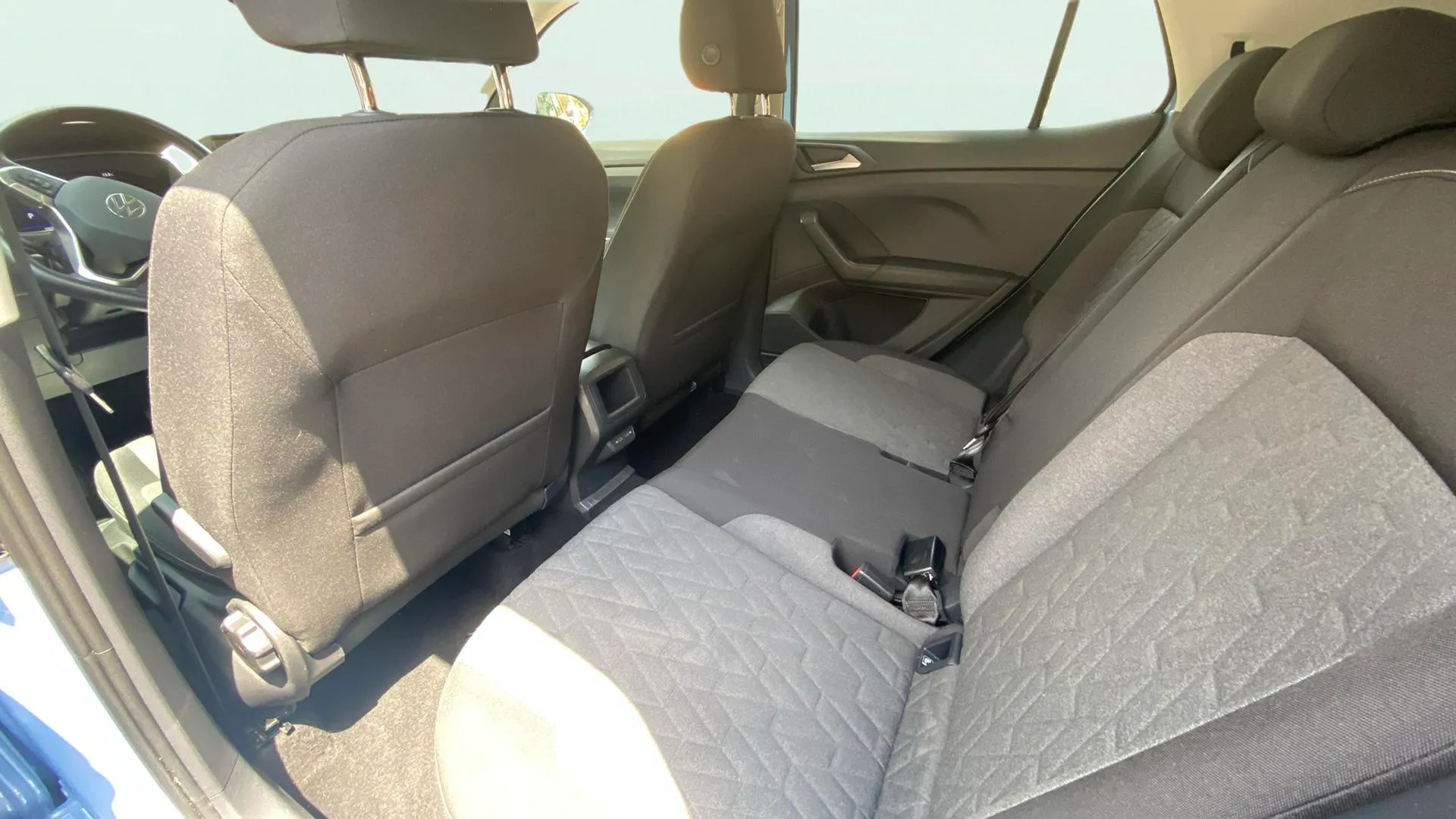 Volkswagen T-Cross Life 1.0 TSI DSG - foto 27