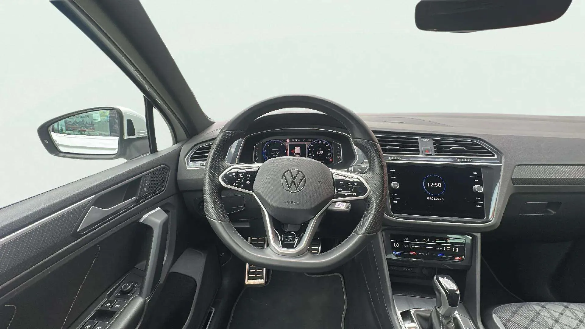 Volkswagen Tiguan R-Line 2.0 TDI DSG - foto 12