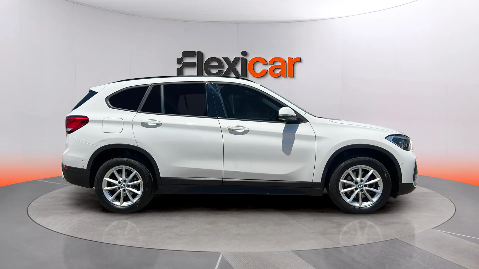 BMW X1 sDrive18dA Corporate - foto 2