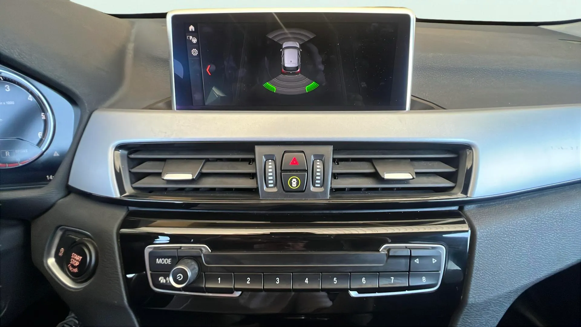BMW X1 sDrive18dA Corporate - foto 16