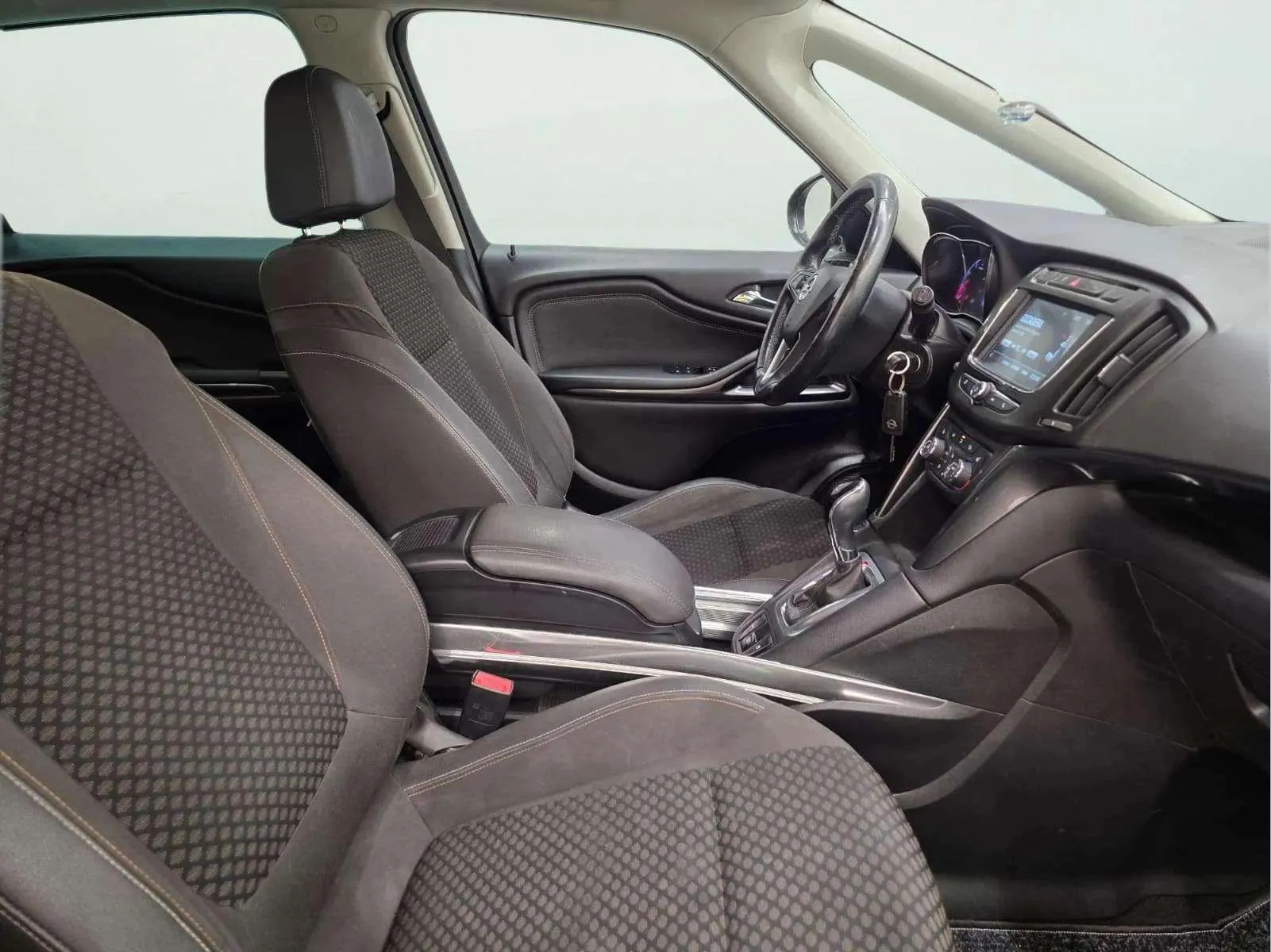 Opel Zafira 1.4 T Excellence 17 - foto 17