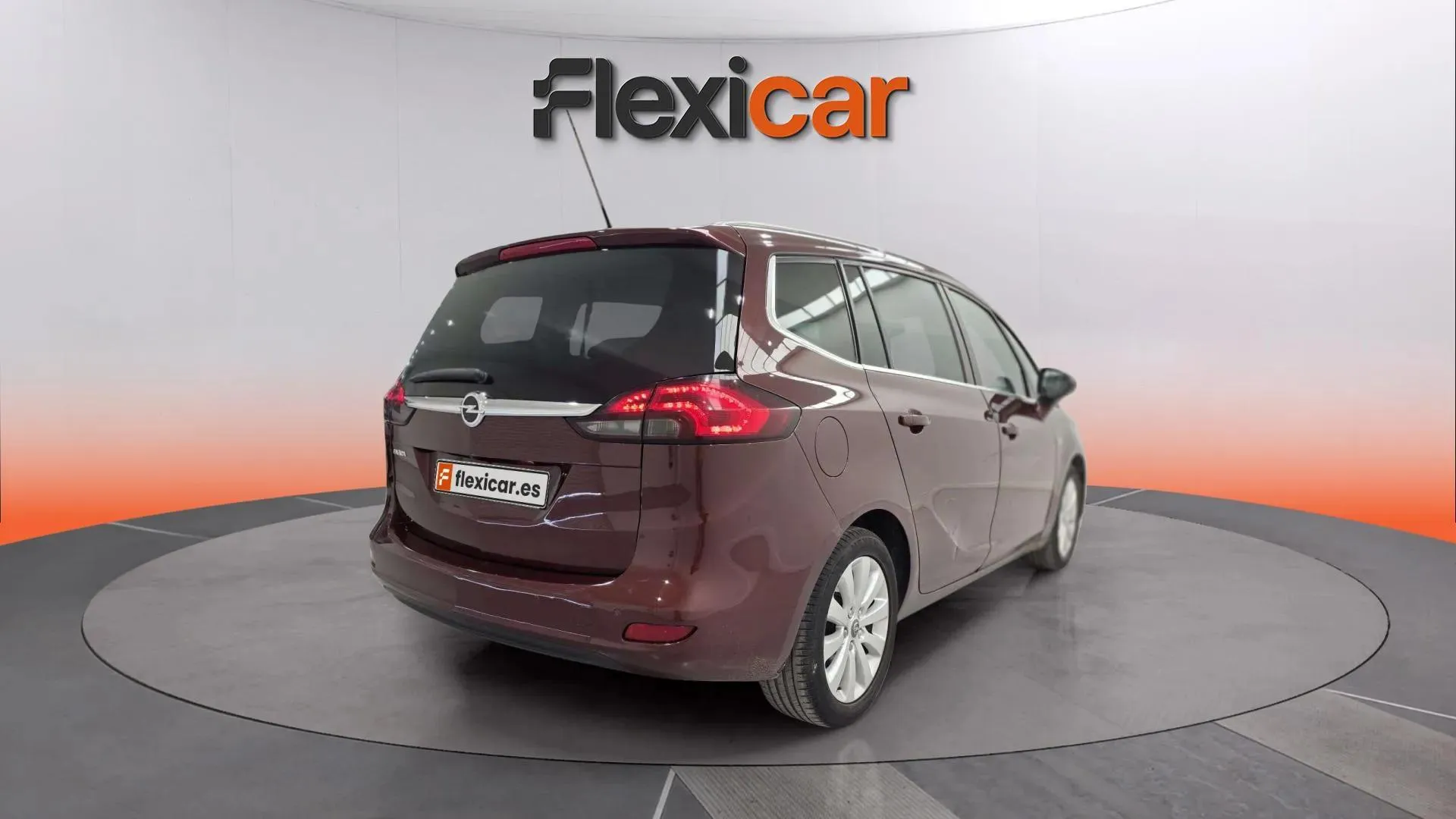 Opel Zafira 1.4 T Excellence 17 - foto 8