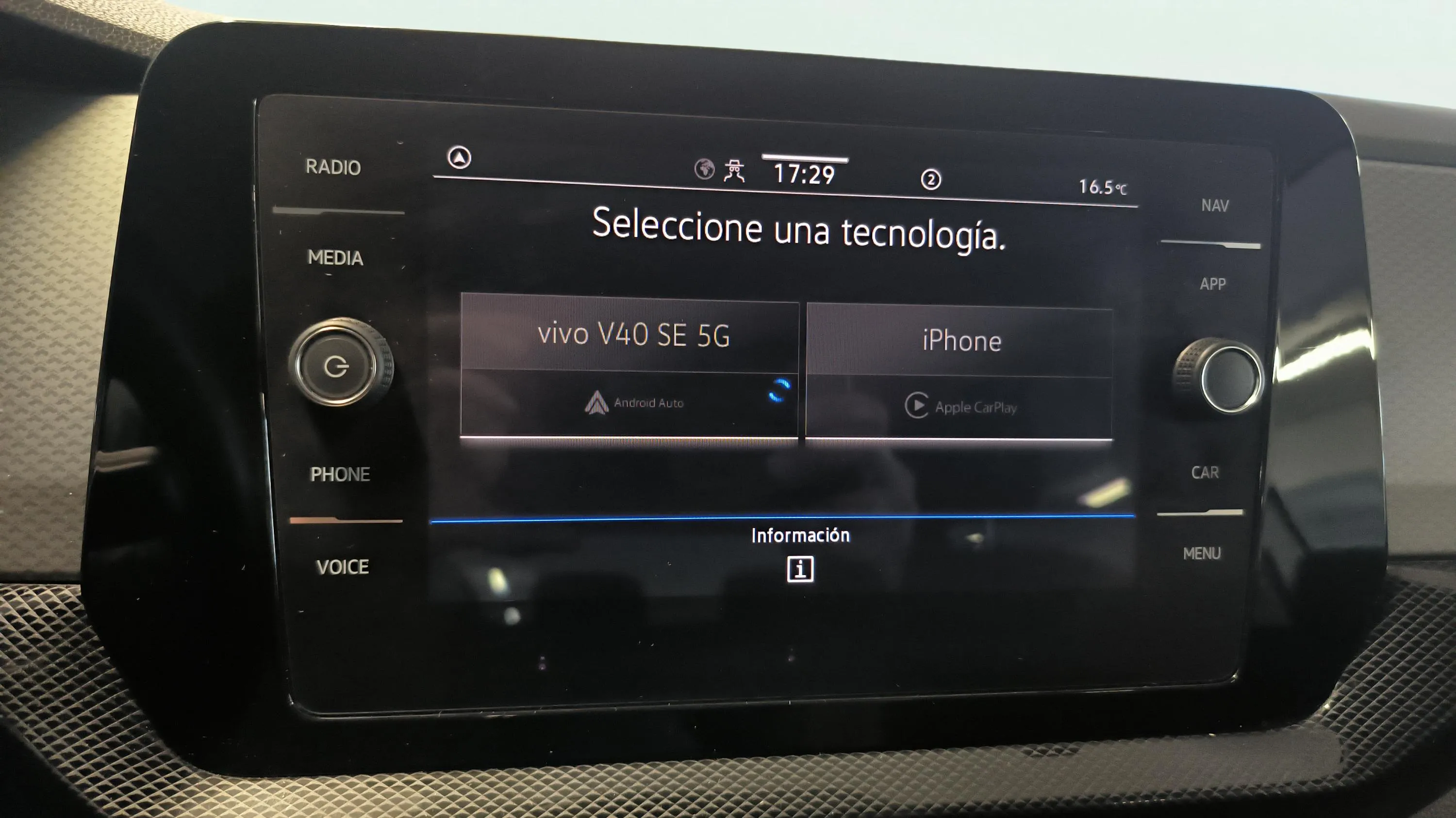 Volkswagen T-Cross Life 1.0 TSI DSG - foto 14