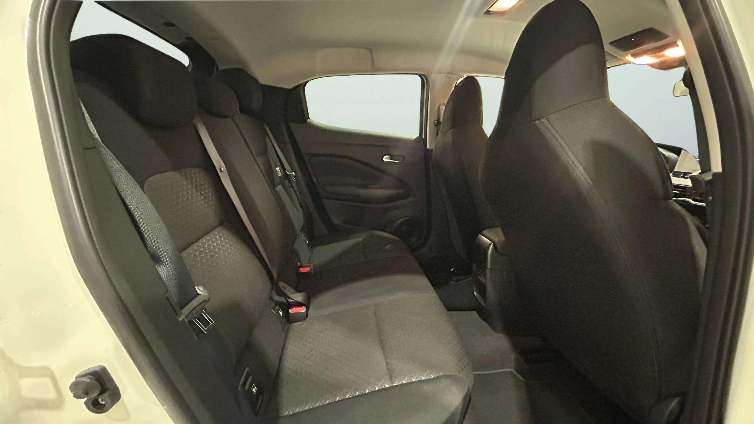 Nissan Juke DIG-T Acenta - foto 16