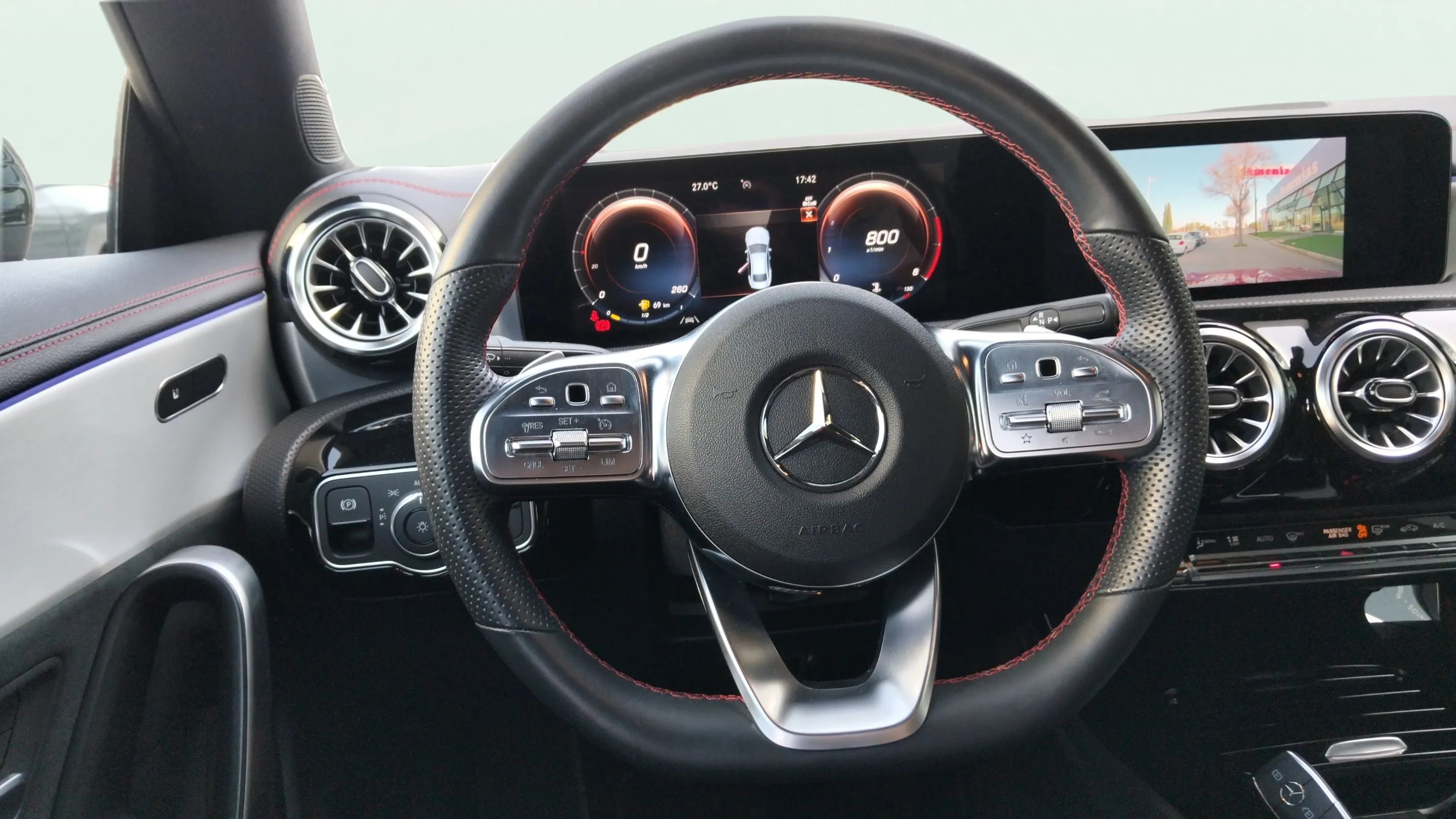 Mercedes-Benz CLA Mercedes CLA 200 - foto 8
