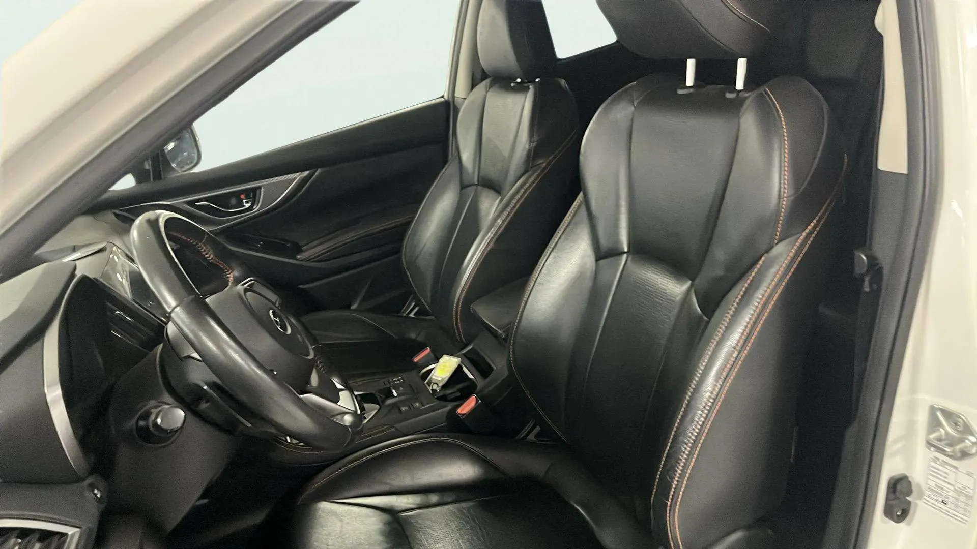 Subaru XV 2.0i Hybrid CVT Executive Plus - foto 24