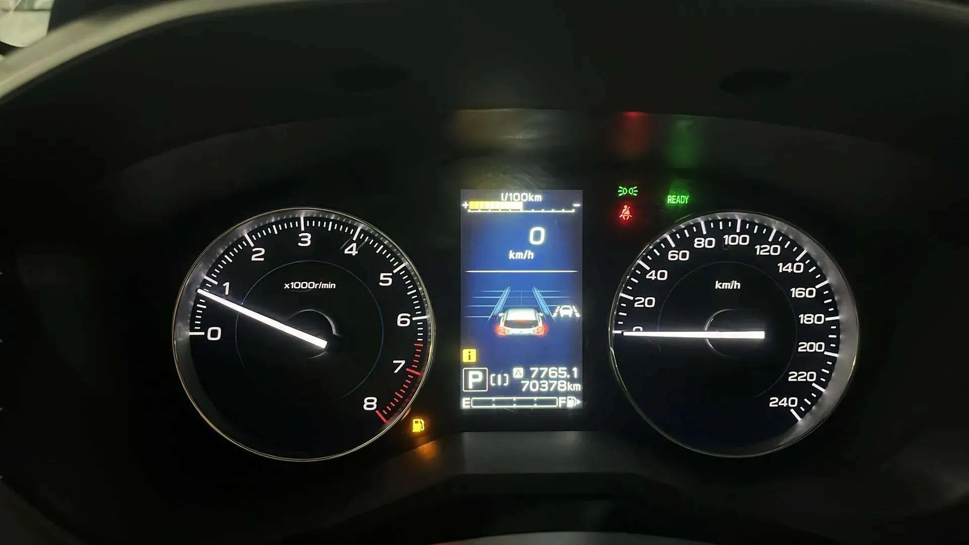 Subaru XV 2.0i Hybrid CVT Executive Plus - foto 14