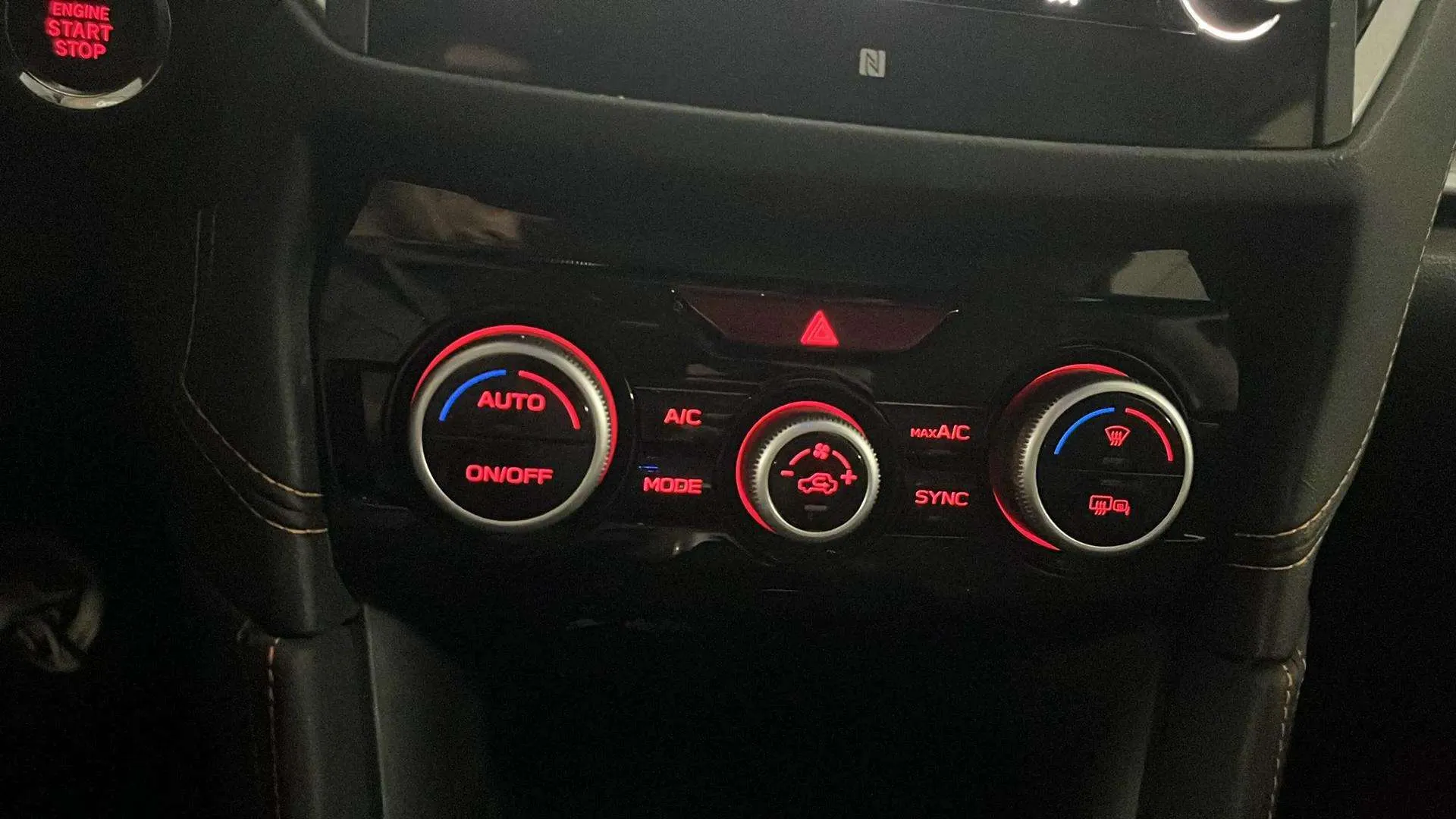 Subaru XV 2.0i Hybrid CVT Executive Plus - foto 21
