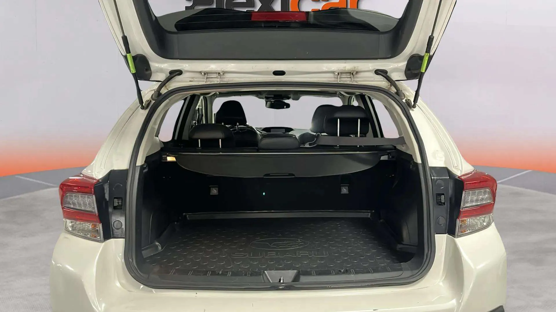 Subaru XV 2.0i Hybrid CVT Executive Plus - foto 9