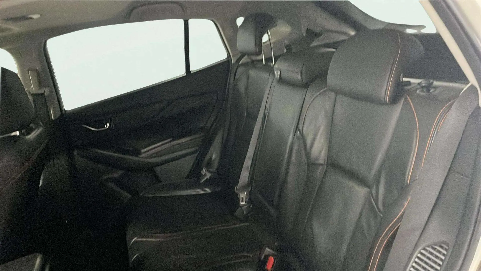 Subaru XV 2.0i Hybrid CVT Executive Plus - foto 23