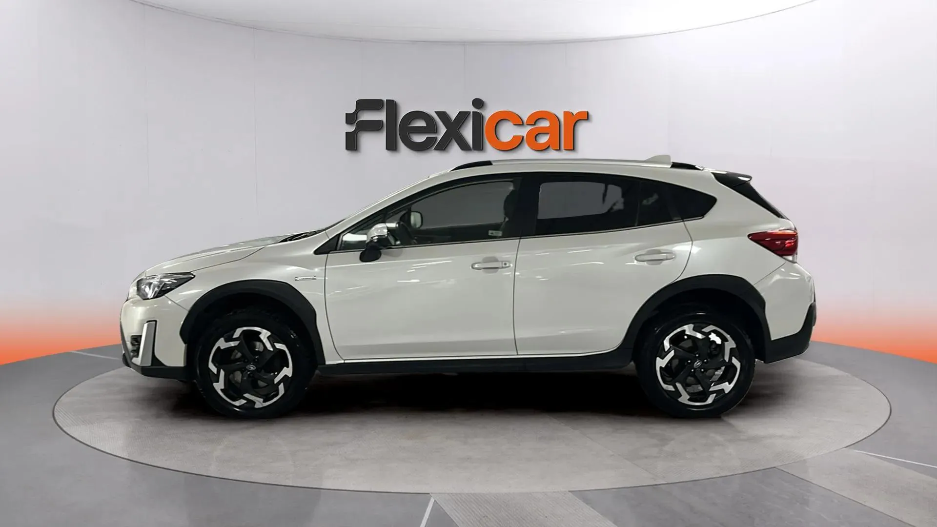 Subaru XV 2.0i Hybrid CVT Executive Plus - foto 8