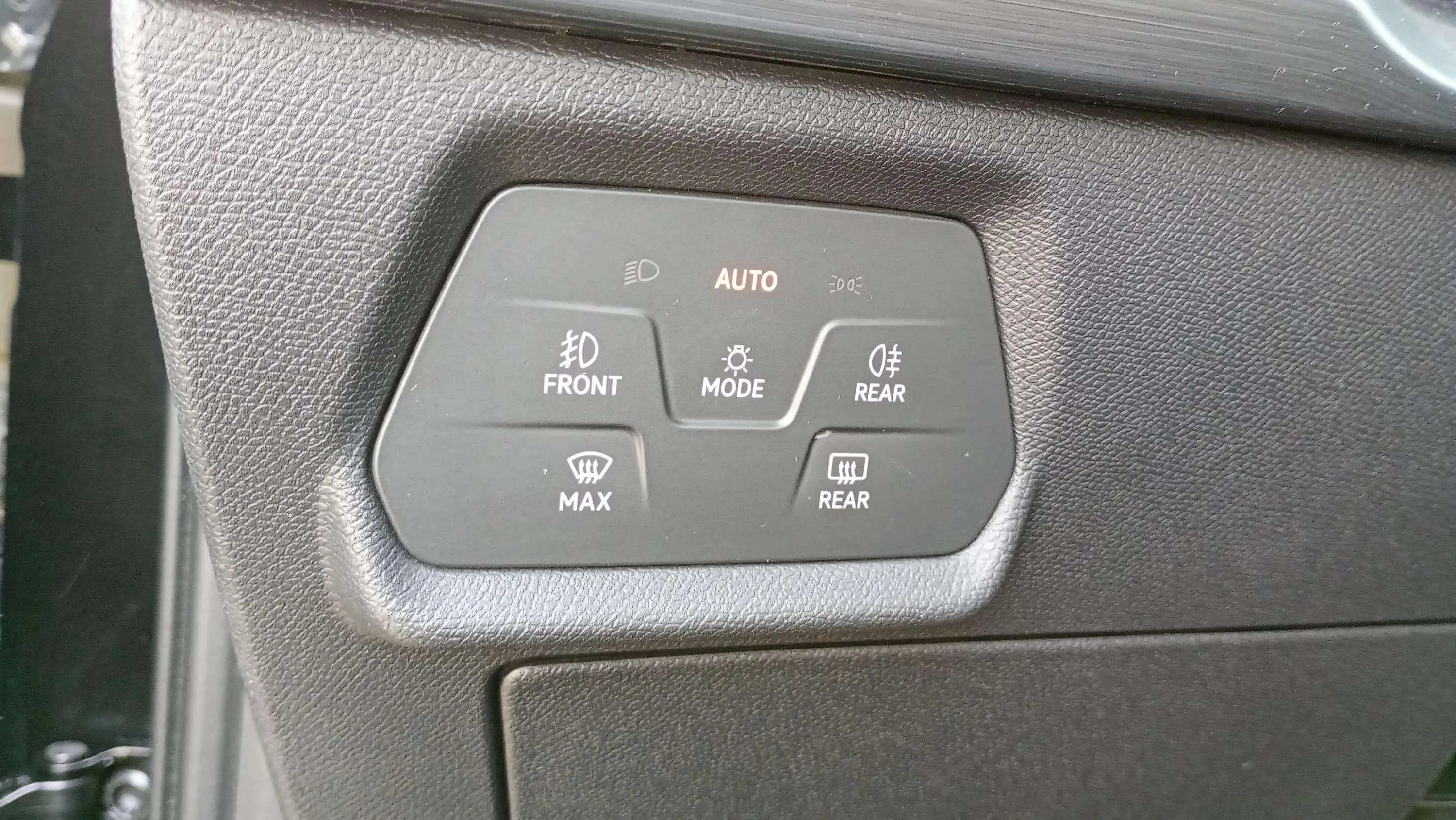 Cupra León SP 1.5 eTSI DSG - foto 13