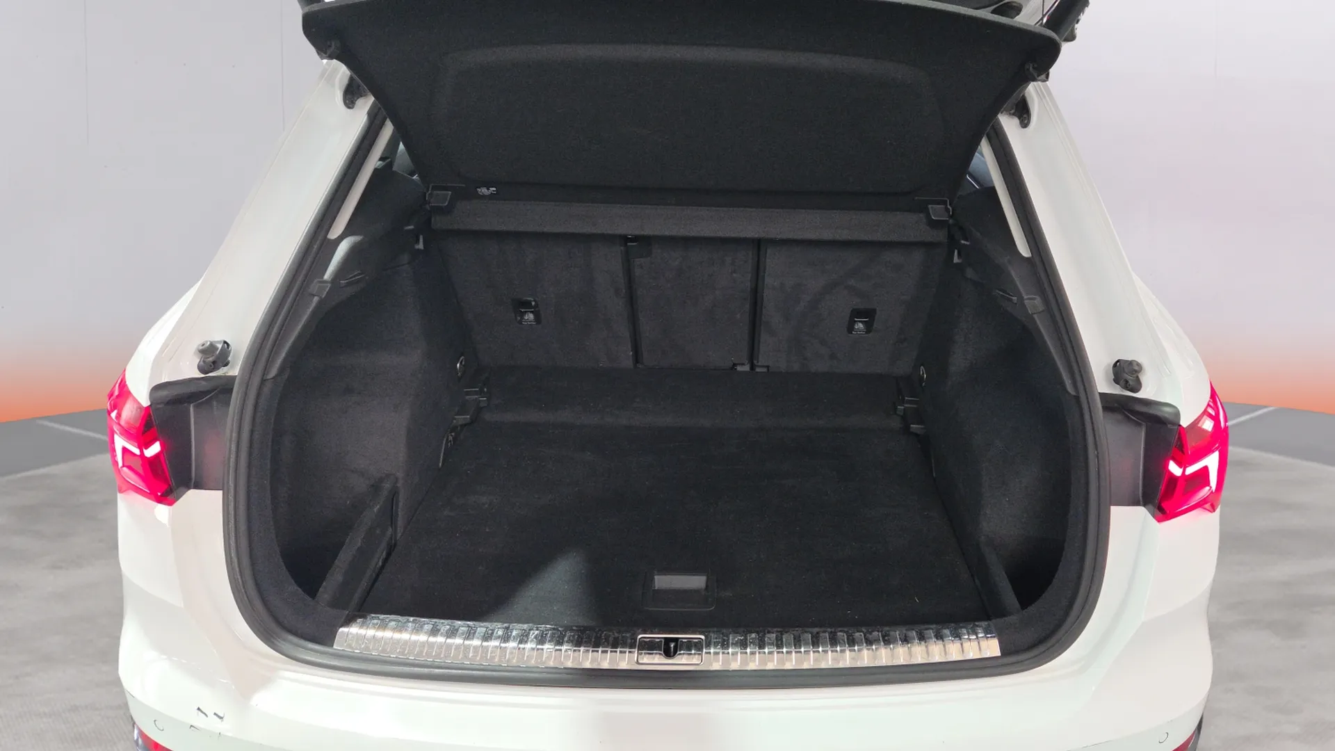 Audi Q3 Advanced 35 TDI S tronic - foto 9