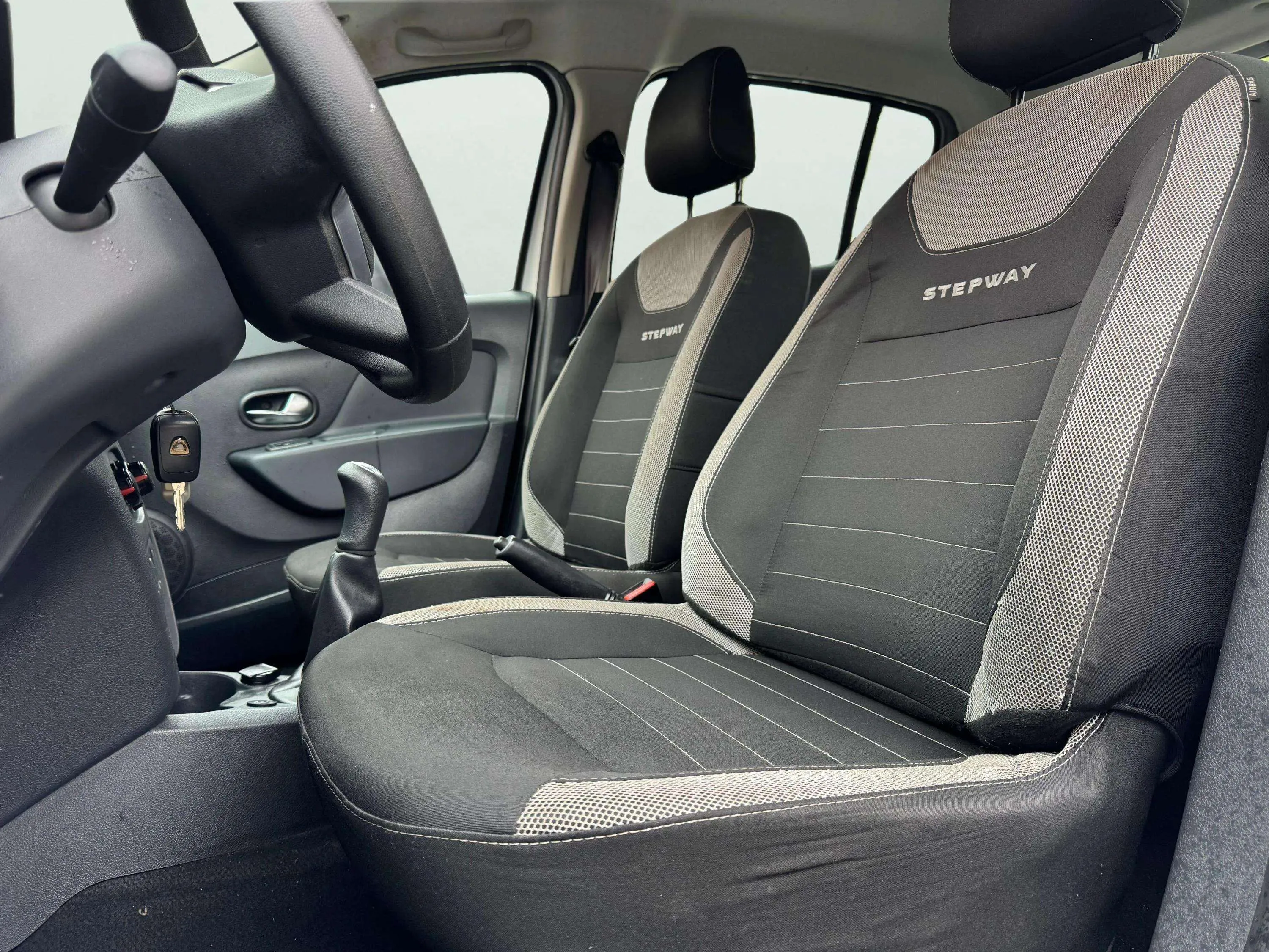 Dacia Sandero Stepway Essential TCe GLP - foto 11
