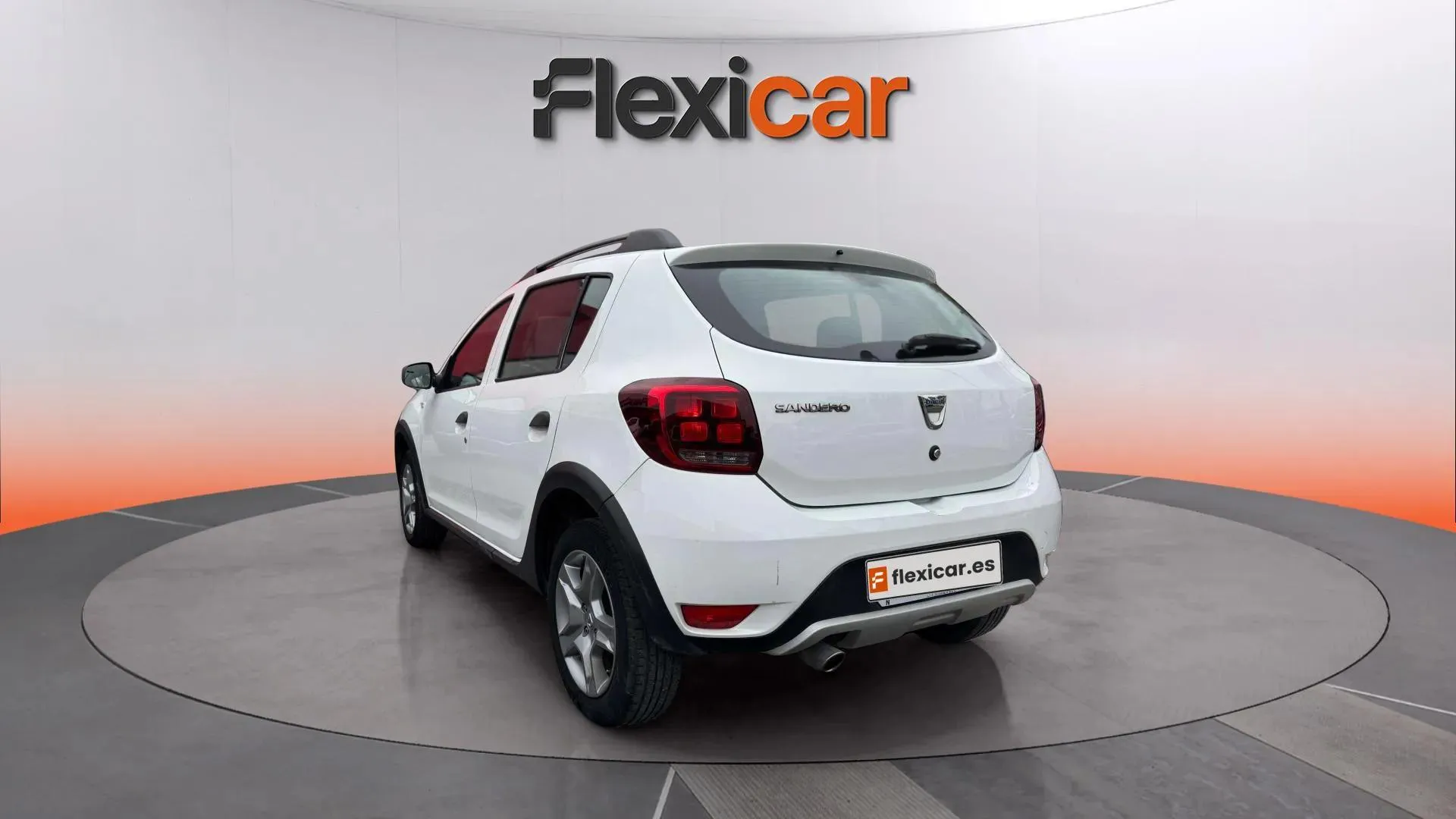 Dacia Sandero Stepway Essential TCe GLP - foto 4