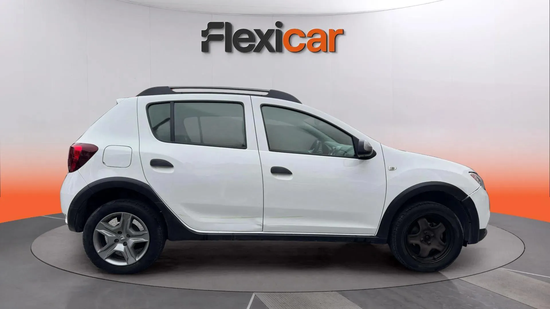 Dacia Sandero Stepway Essential TCe GLP - foto 5