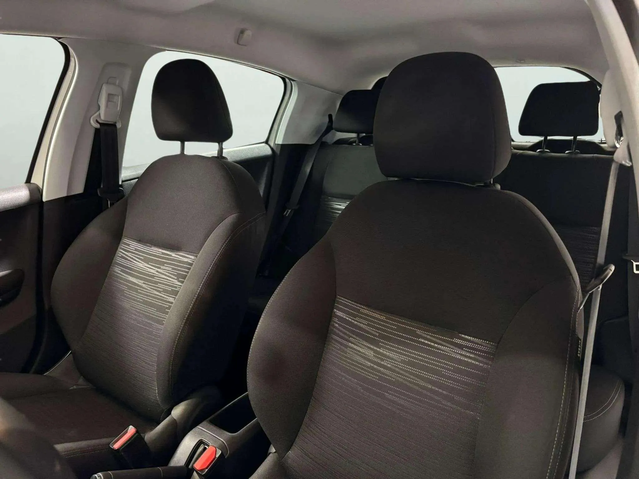 Peugeot 208 Access 1.2L PureTech - foto 8