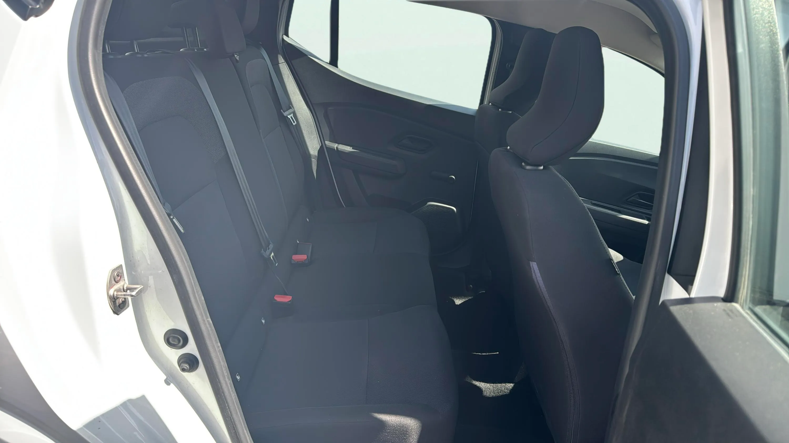Dacia Sandero Comfort TCe -SS - foto 15