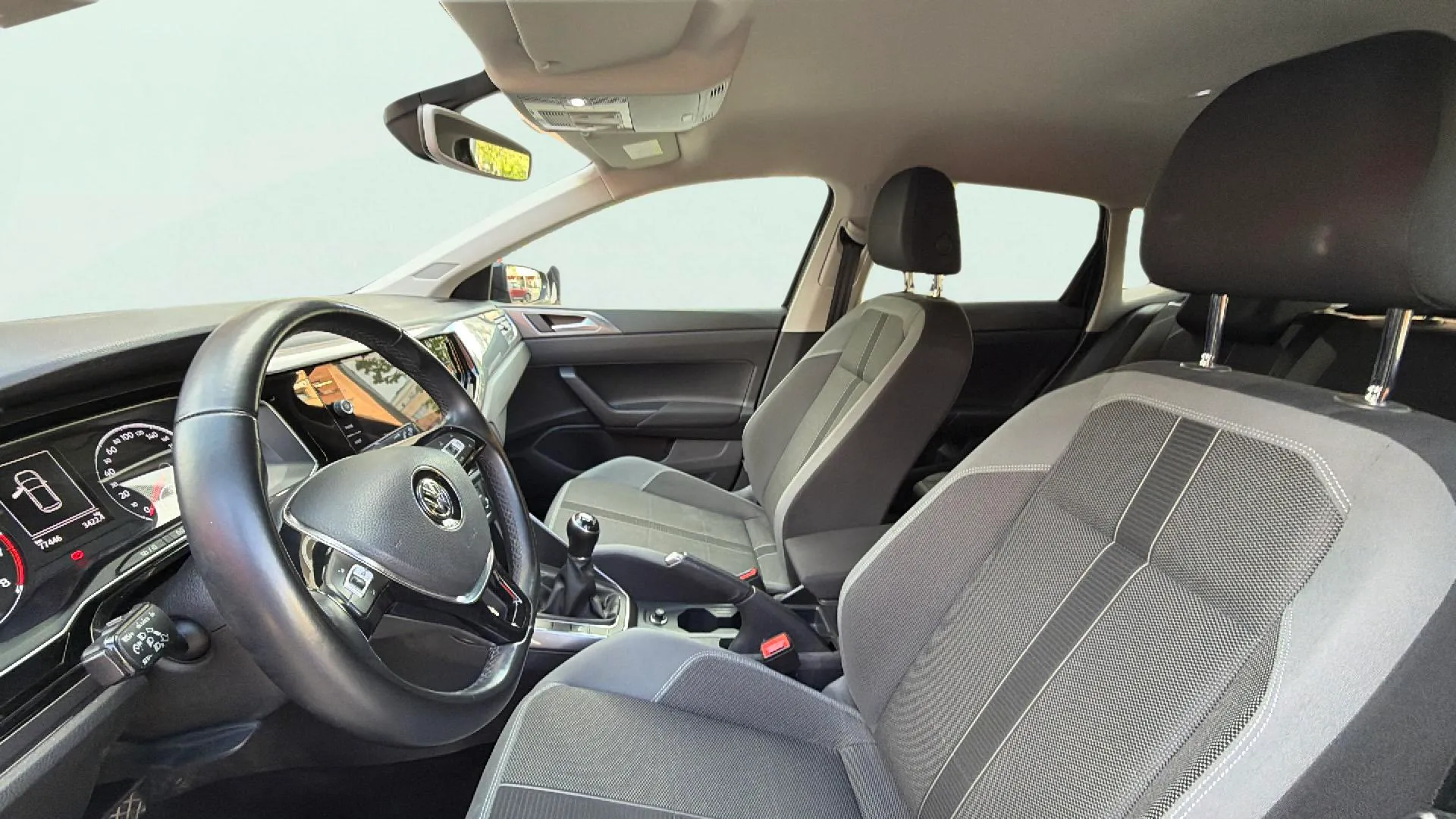 Volkswagen Polo Sport 1.0 TSI - foto 16