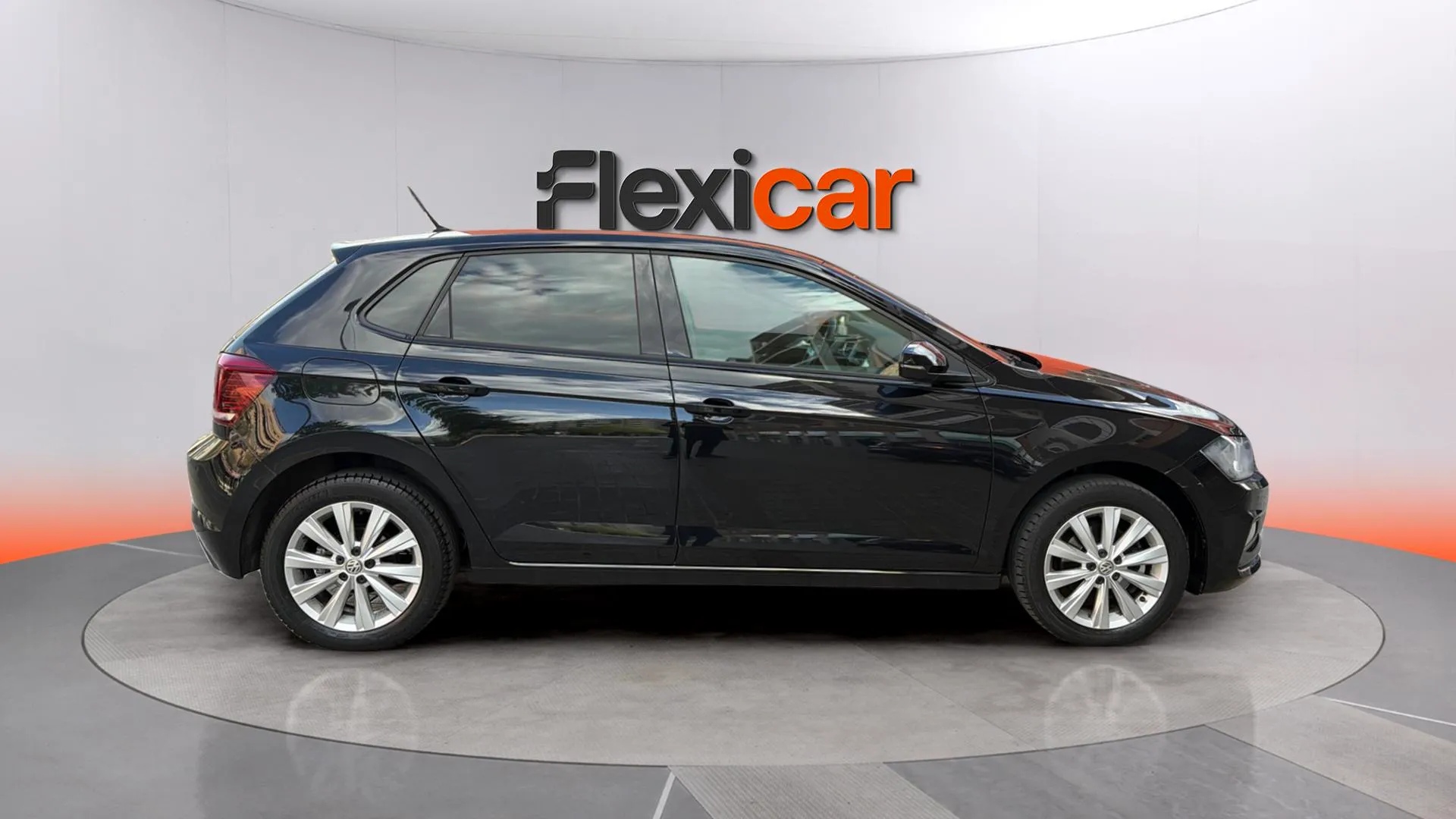 Volkswagen Polo Sport 1.0 TSI - foto 9