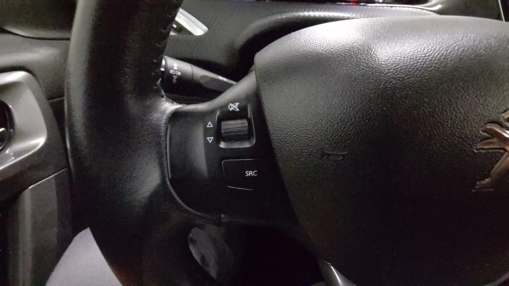Peugeot 2008 Access 1.2L PureTech - foto 16