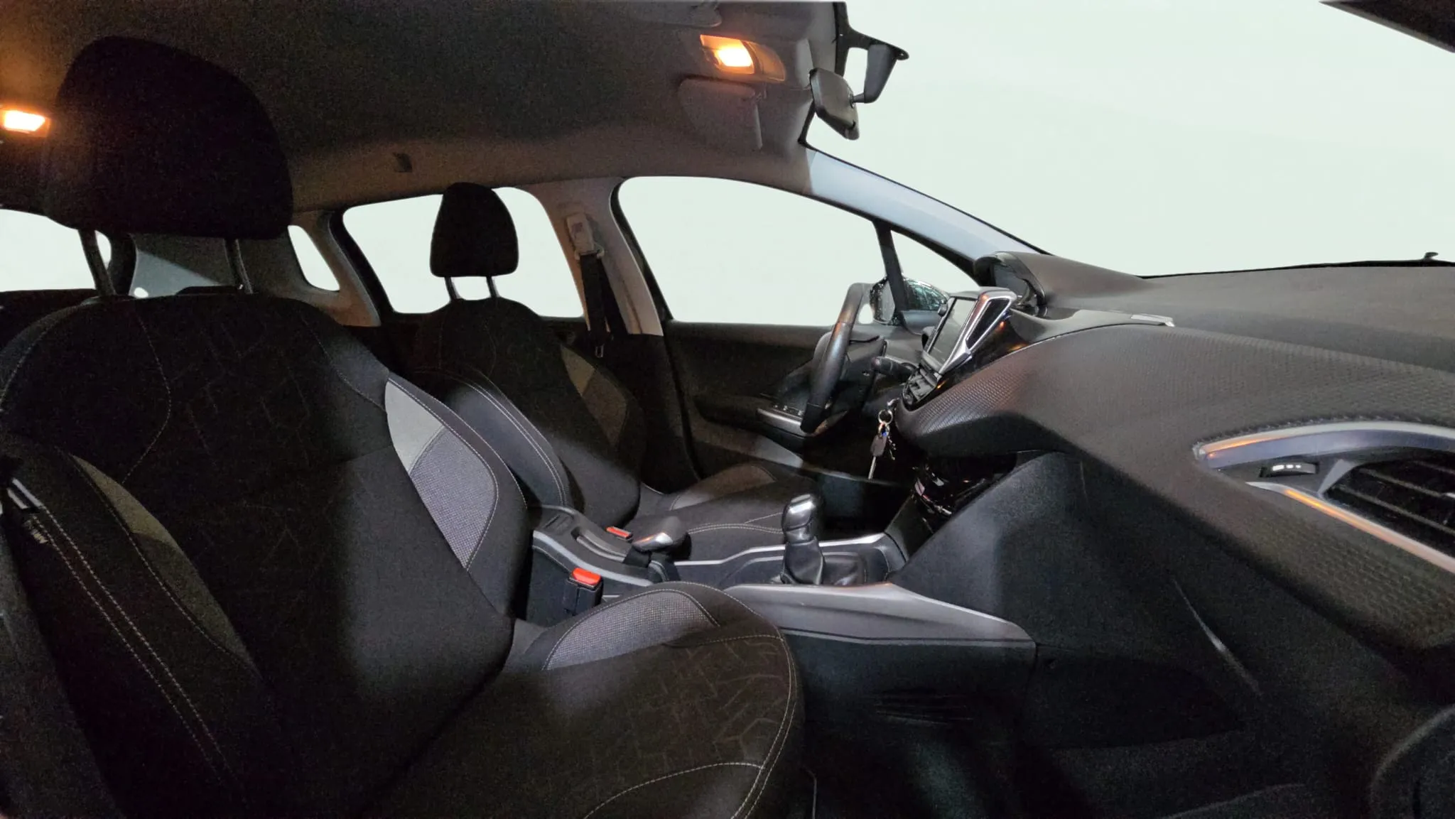 Peugeot 2008 Access 1.2L PureTech - foto 14