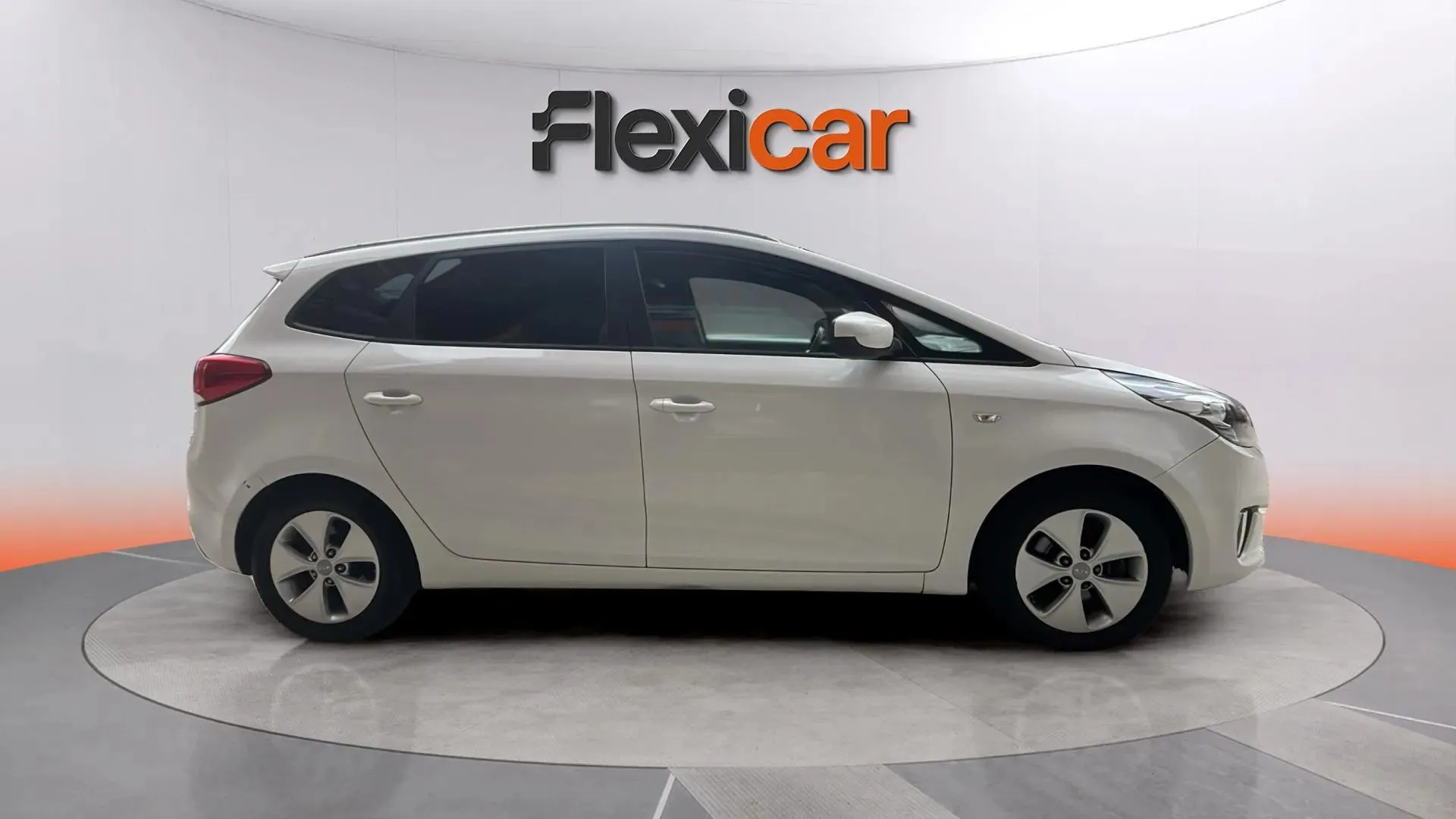 Kia Carens 1.7 CRDi VGT Concept Eco-Dynam 5pl - foto 8