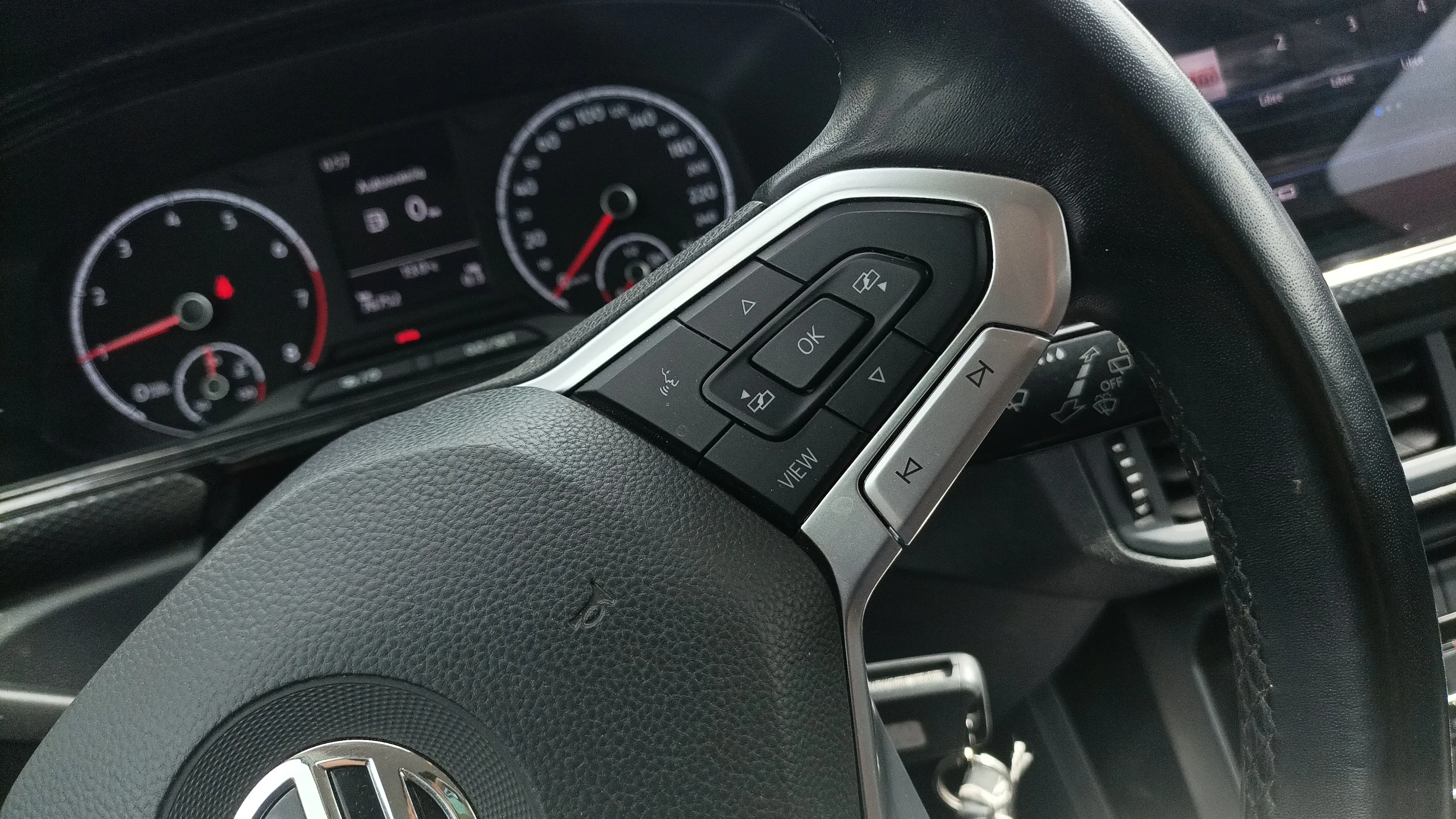 Volkswagen T-Cross Advance 1.0 TSI - foto 11