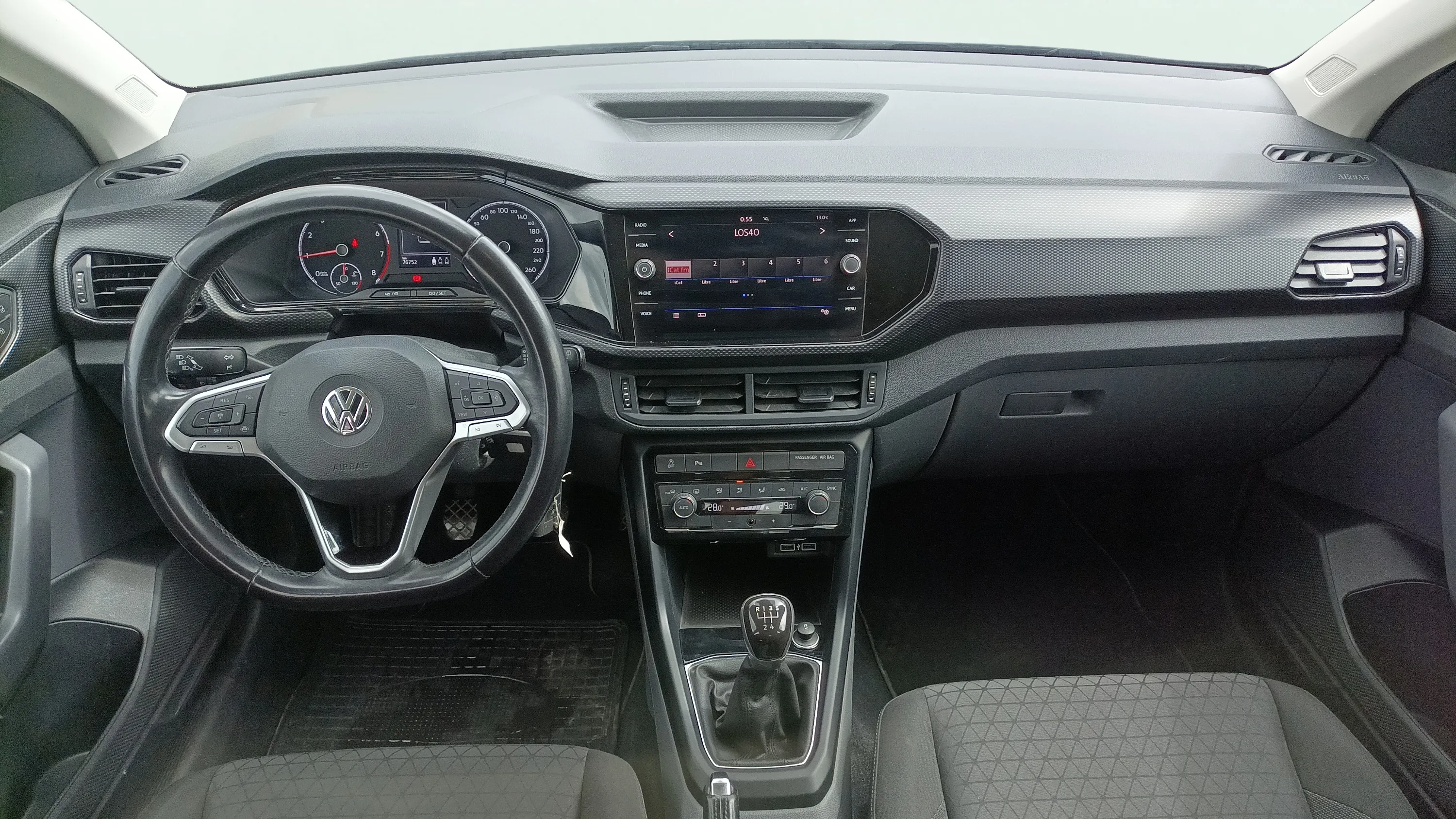Volkswagen T-Cross Advance 1.0 TSI - foto 17