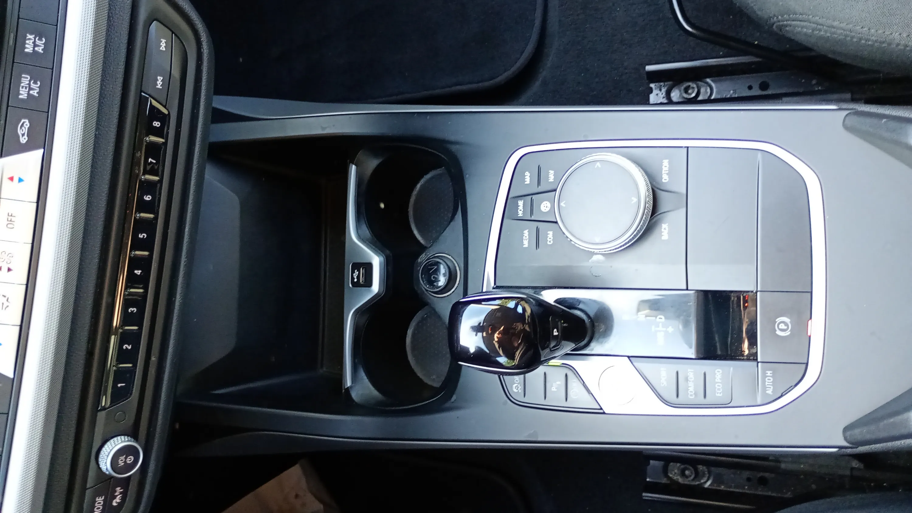 BMW Serie 1 118i Corporate - foto 18