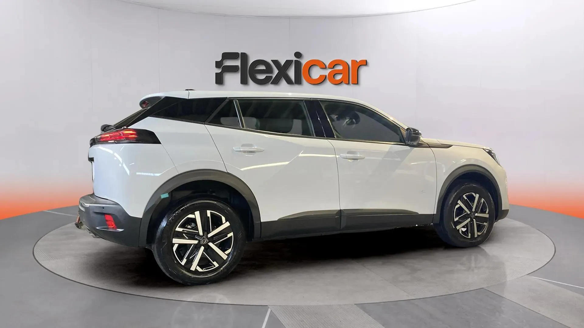 Peugeot 2008 Active Pack PureTech 100 - foto 6
