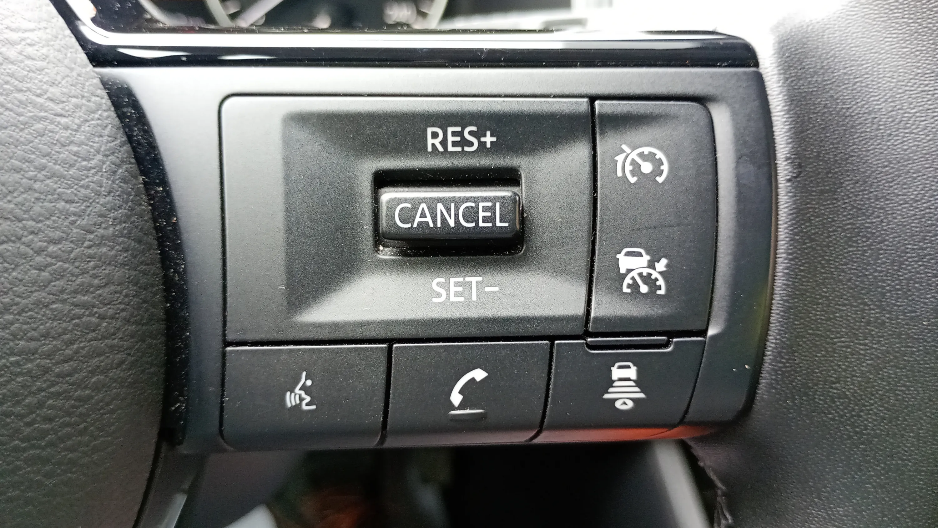 Nissan Qashqai DIG-T mHEV 4x2 Acenta - foto 19