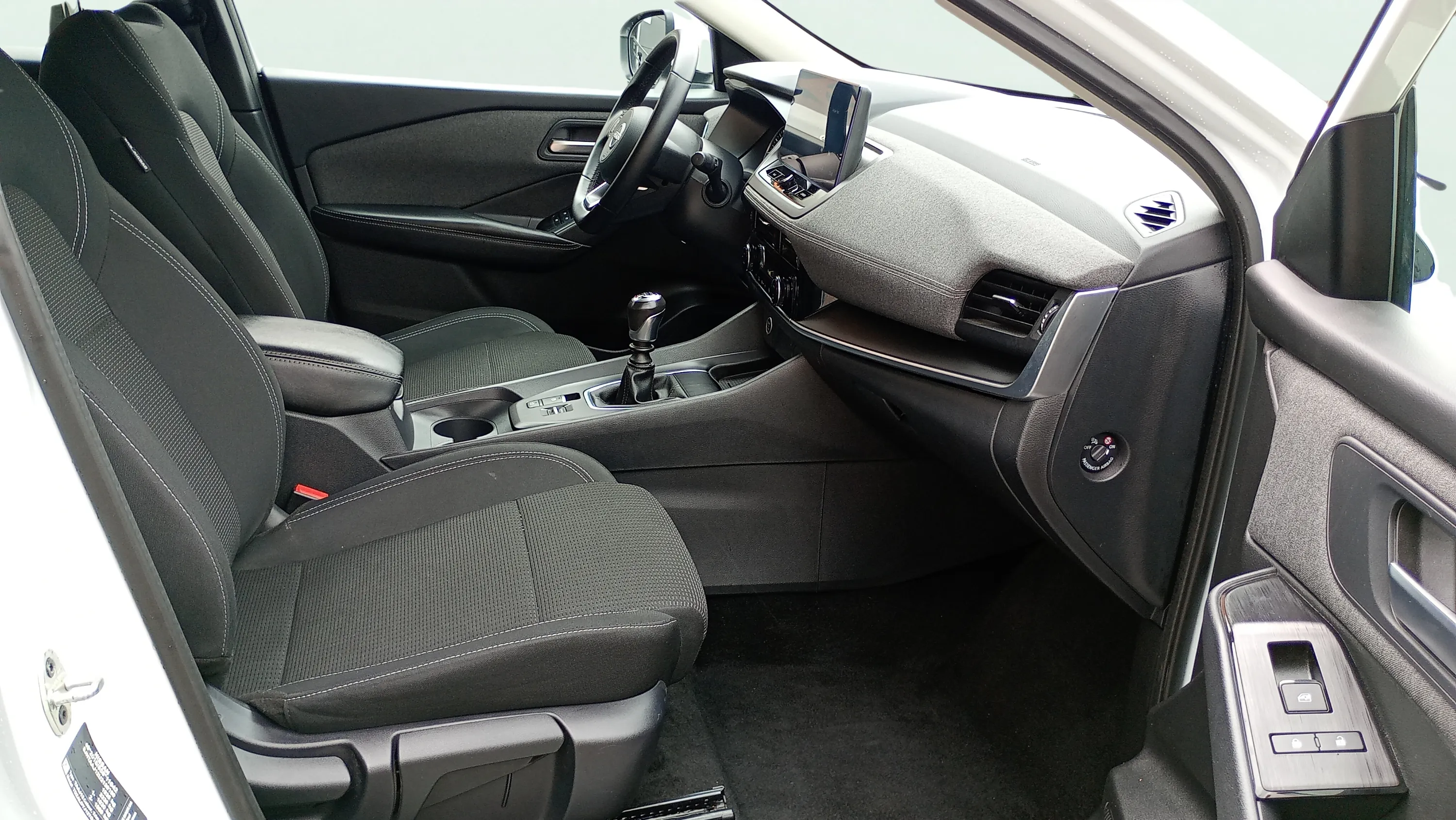 Nissan Qashqai DIG-T mHEV 4x2 Acenta - foto 24