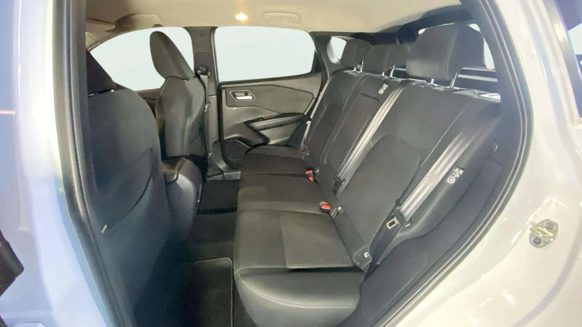 Nissan Qashqai DIG-T mHEV 4x2 Acenta - foto 17