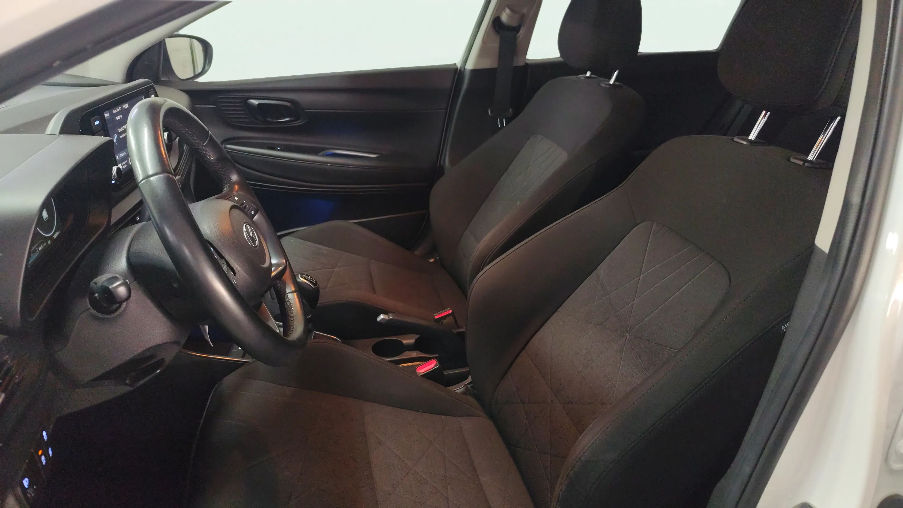 Hyundai Bayon 1.0 T-GDi 48V Maxx - foto 18