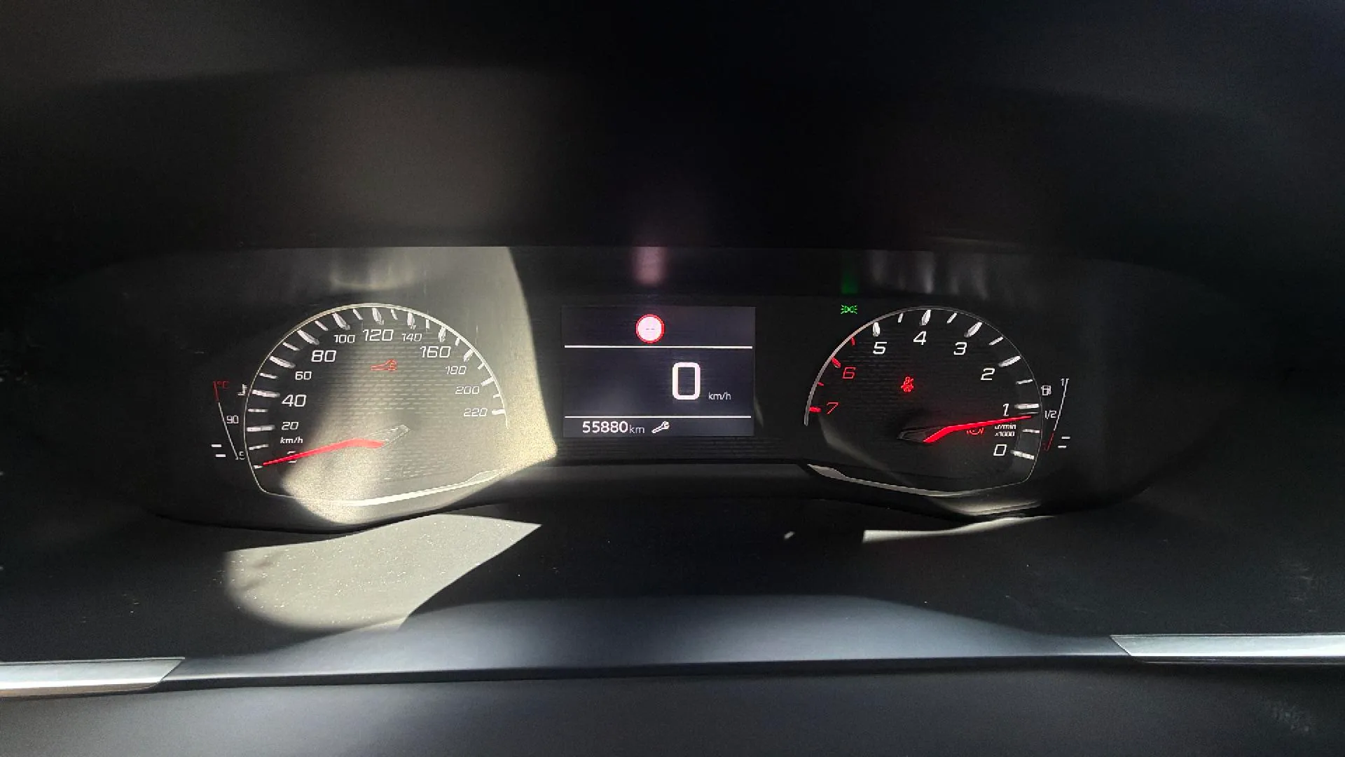 Peugeot 208 PureTech Allure - foto 12
