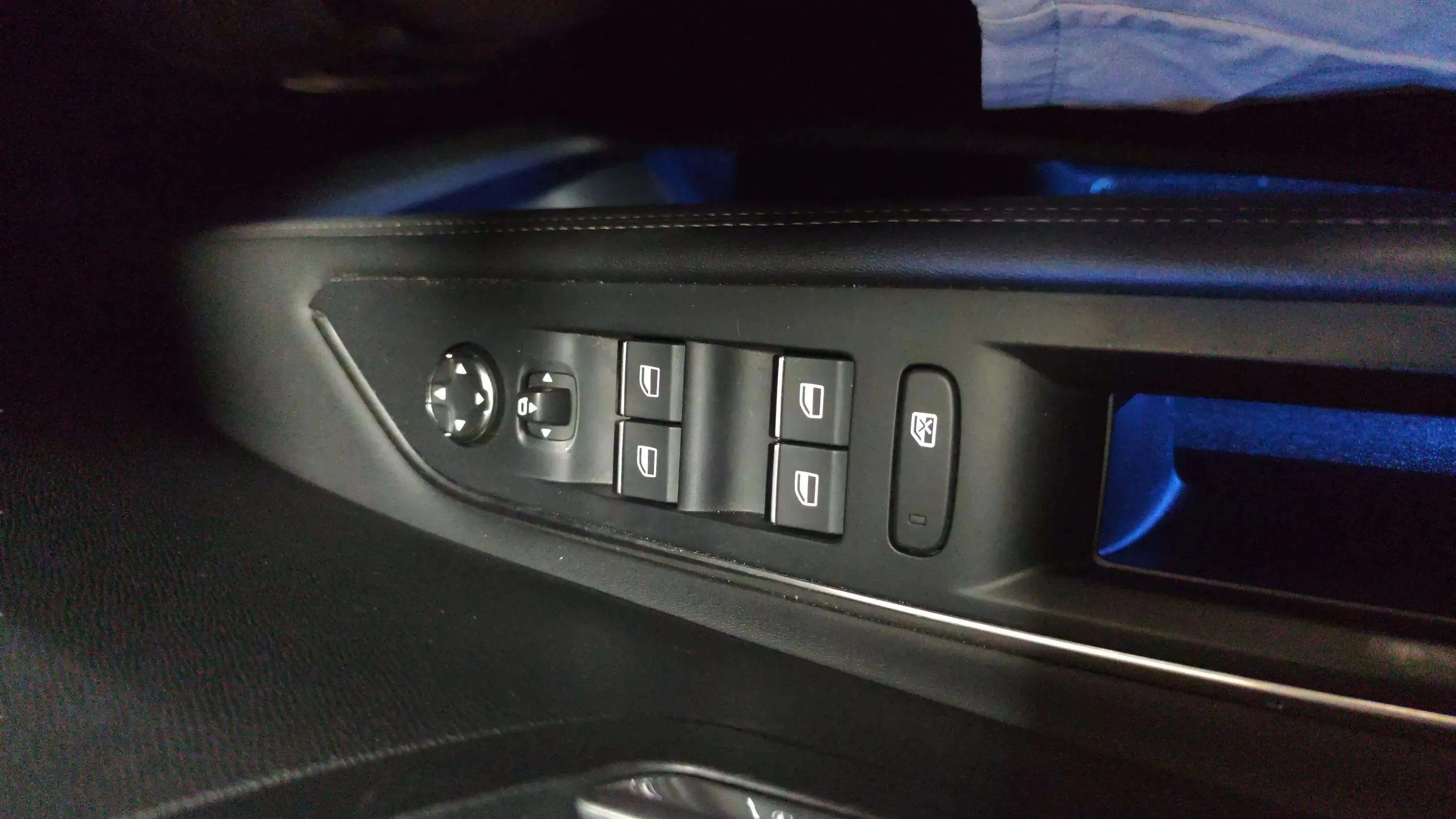 Peugeot 3008 1.2 PureTech GT - foto 21